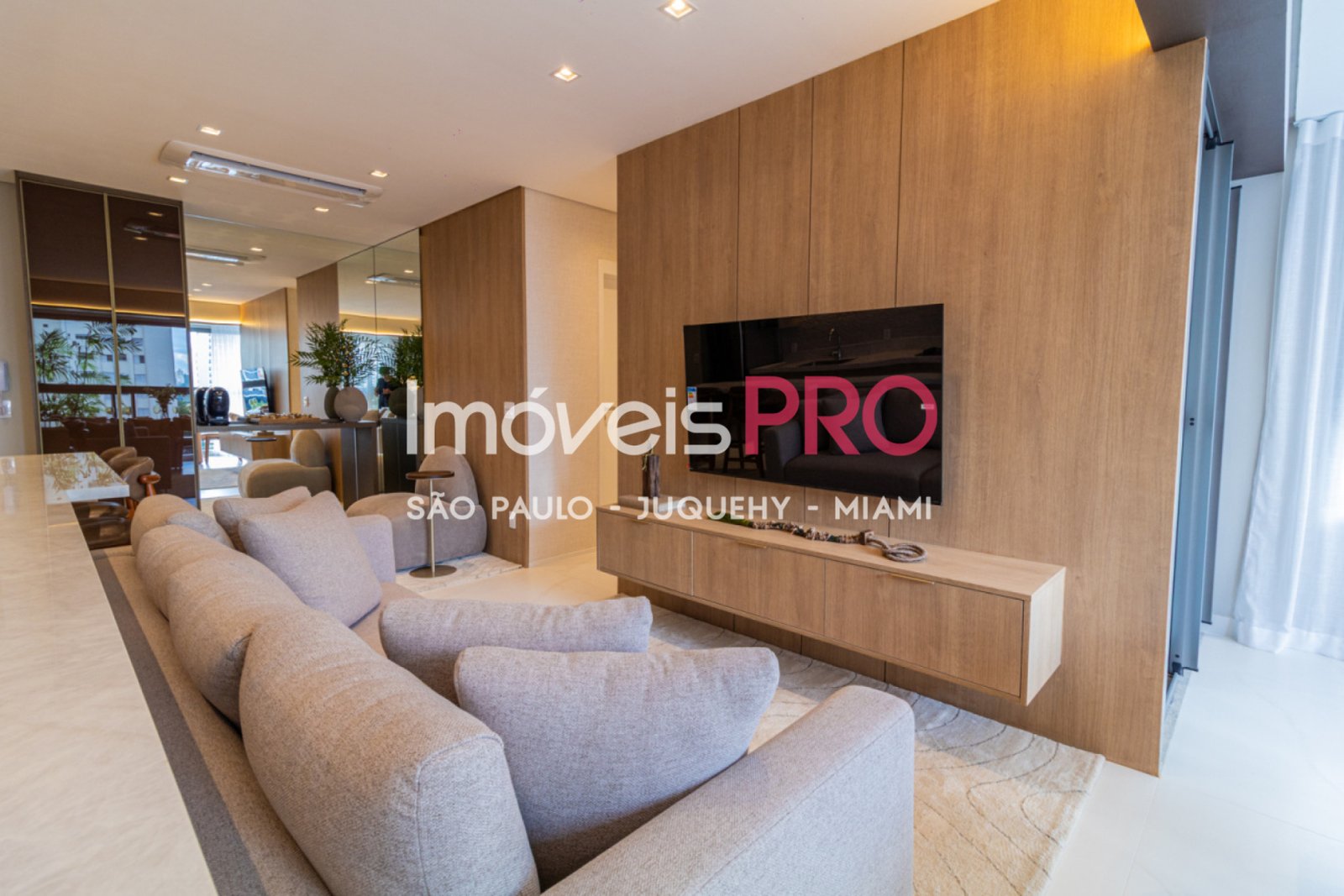 Foto :: https://assets.imoveispro.com.br/thumb/IP35230/apartamento-venda-campo-belo_IP35230_17_1920x1080.jpg?