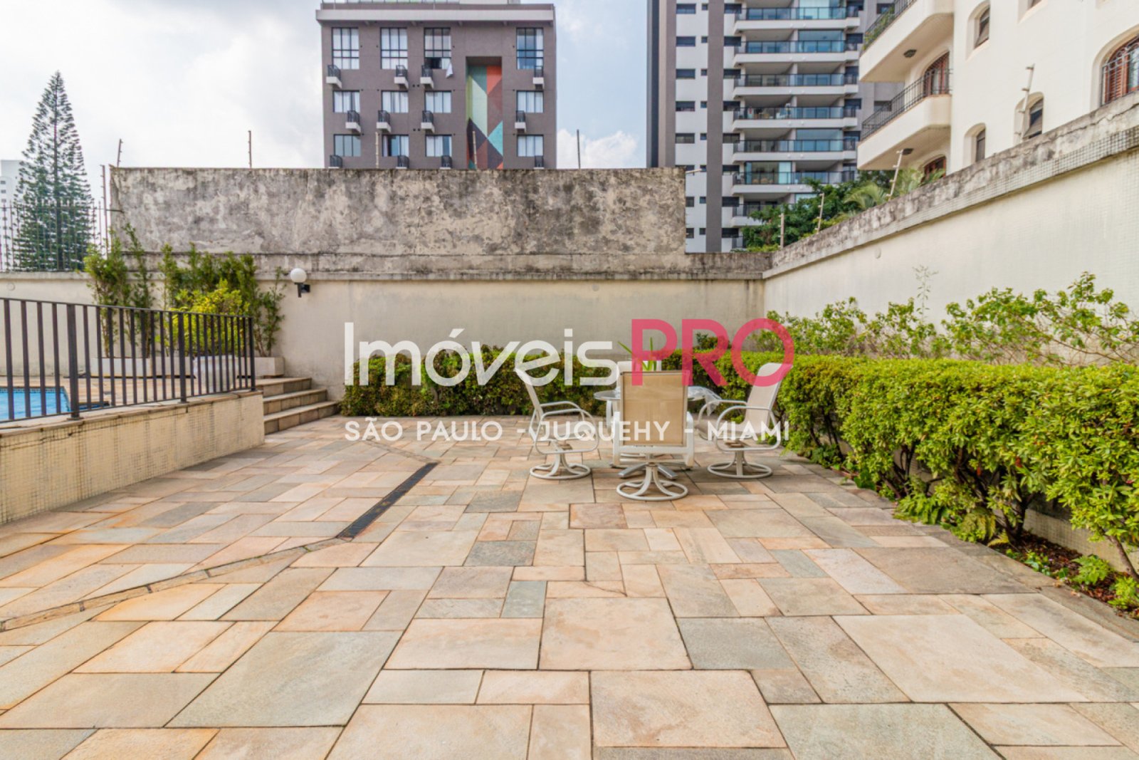 Foto :: https://assets.imoveispro.com.br/thumb/IP35346/apartamento-venda-vila-clementino_IP35346_17_1920x1080.jpg?