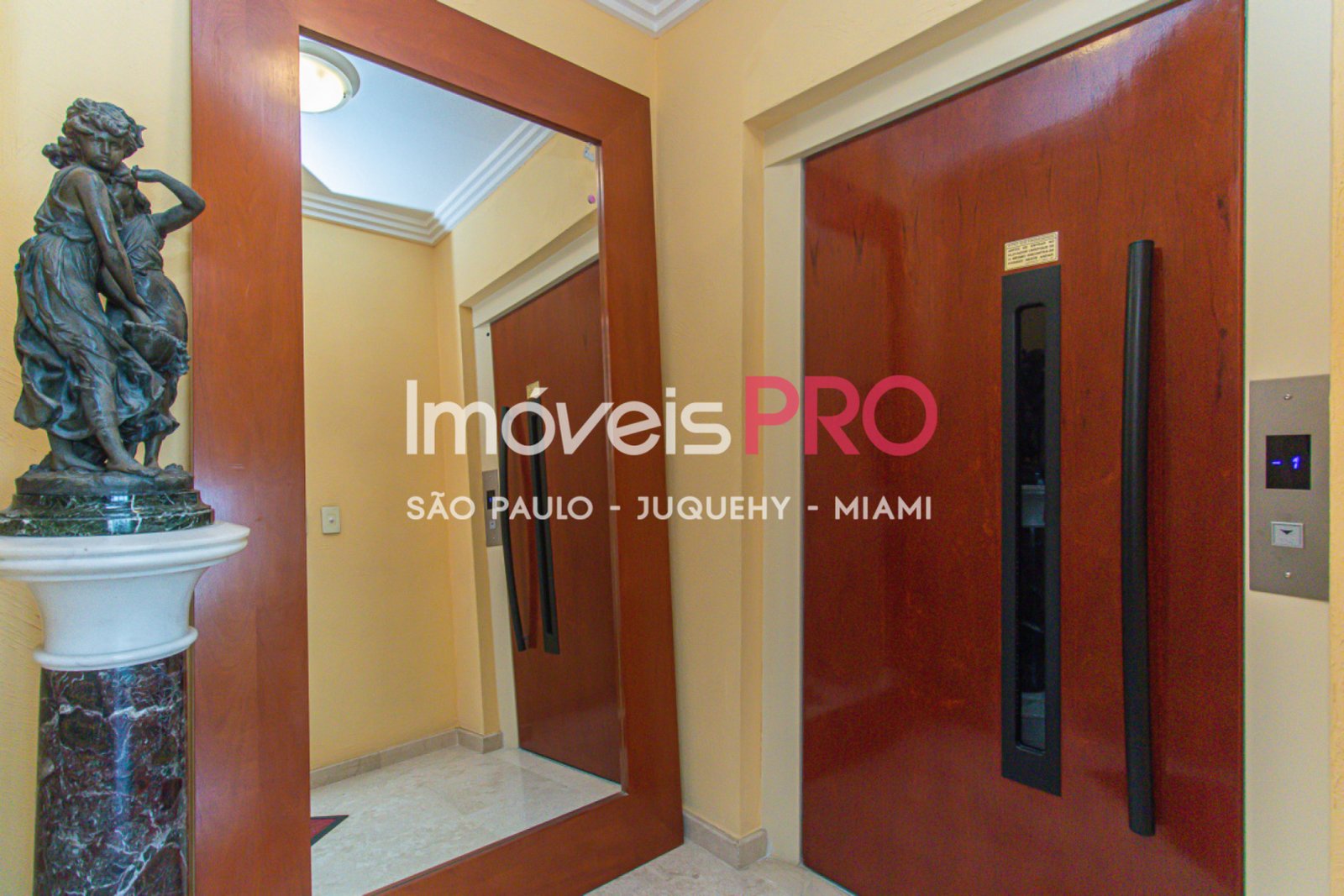 Foto :: IP35347