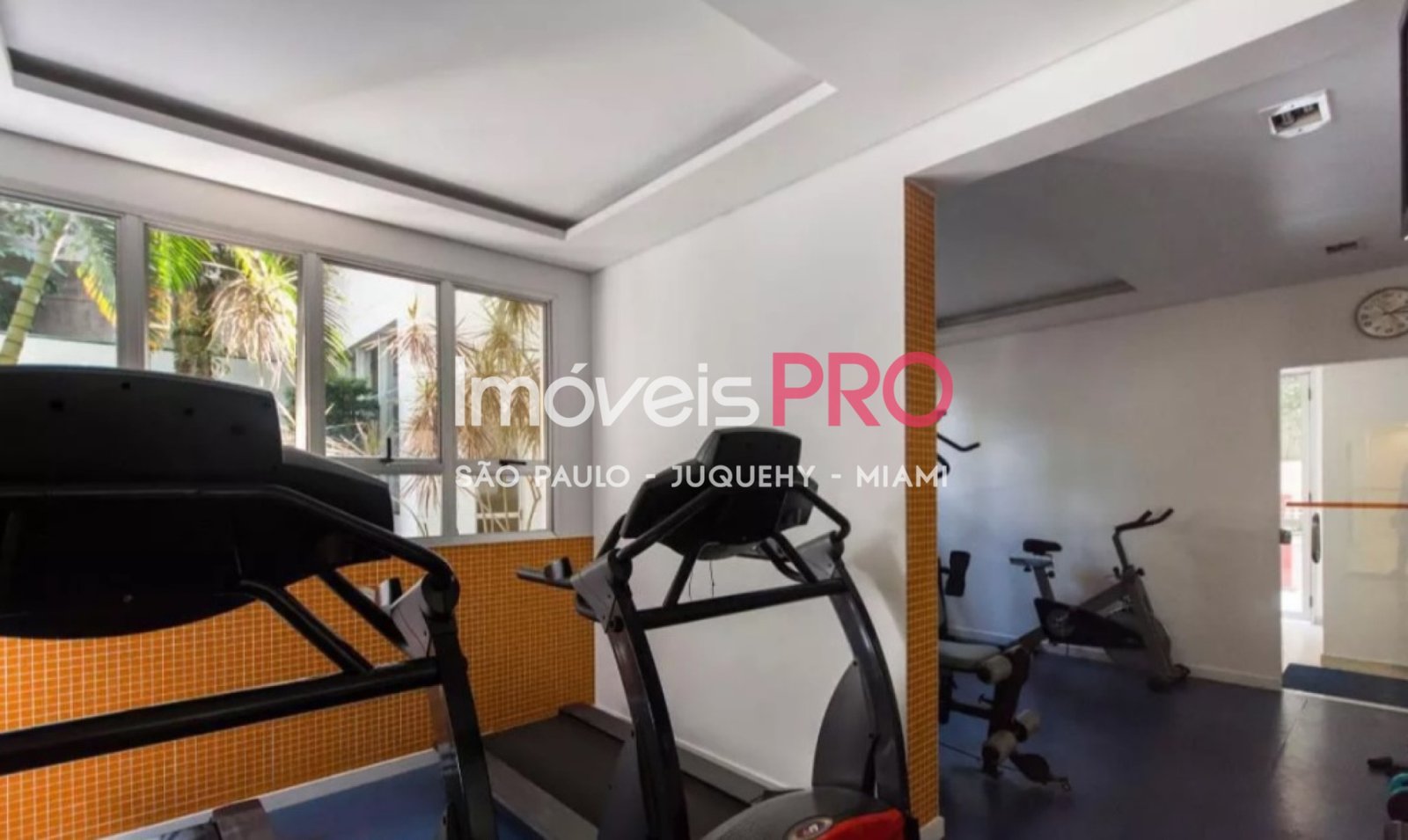 Foto :: https://assets.imoveispro.com.br/thumb/IP35380/apartamento-aluguel-moema_IP35380_29_1920x1080.jpg?