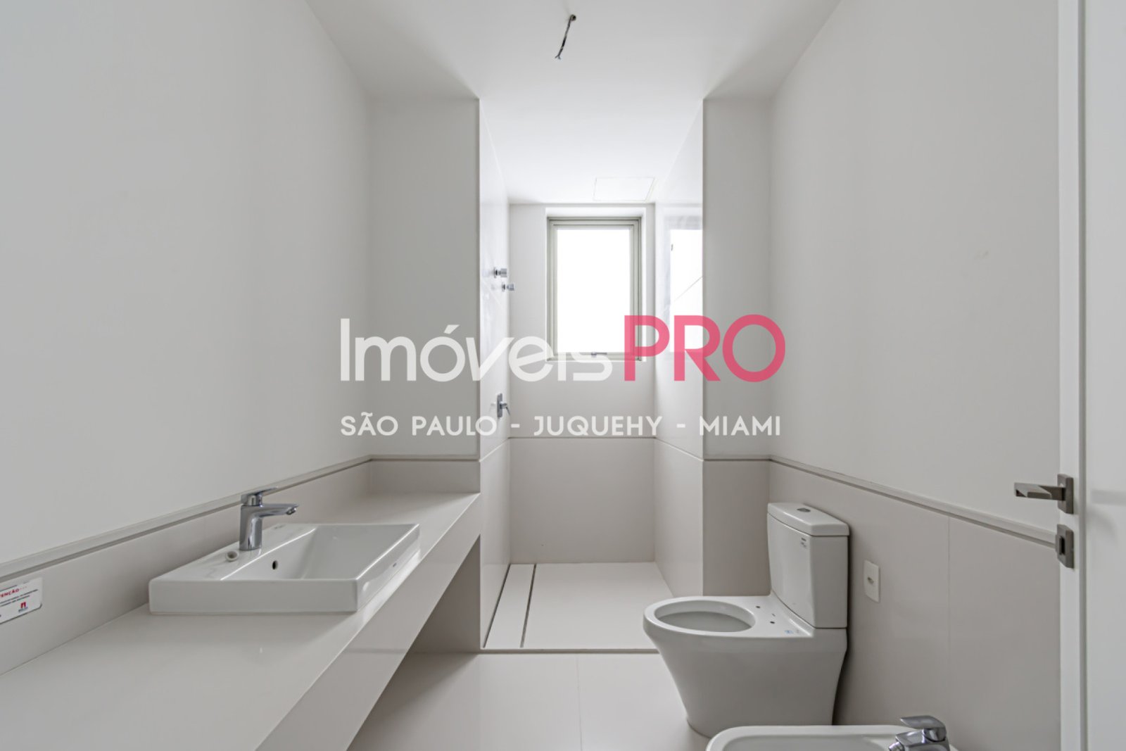 Foto :: https://assets.imoveispro.com.br/thumb/IP35388/apartamento-venda-paraiso_IP35388_17_1920x1080.jpg?