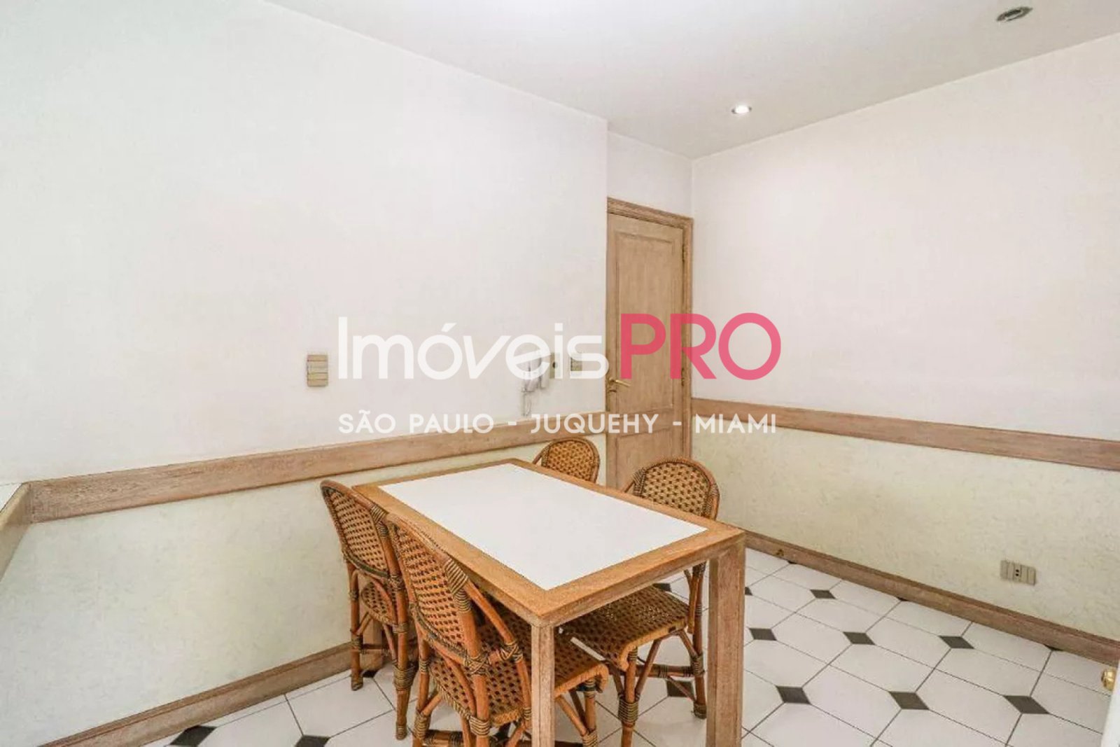 Apartamento de 3 quartos, 247 m², à venda em Jardim Paulista — foto 13 de 13