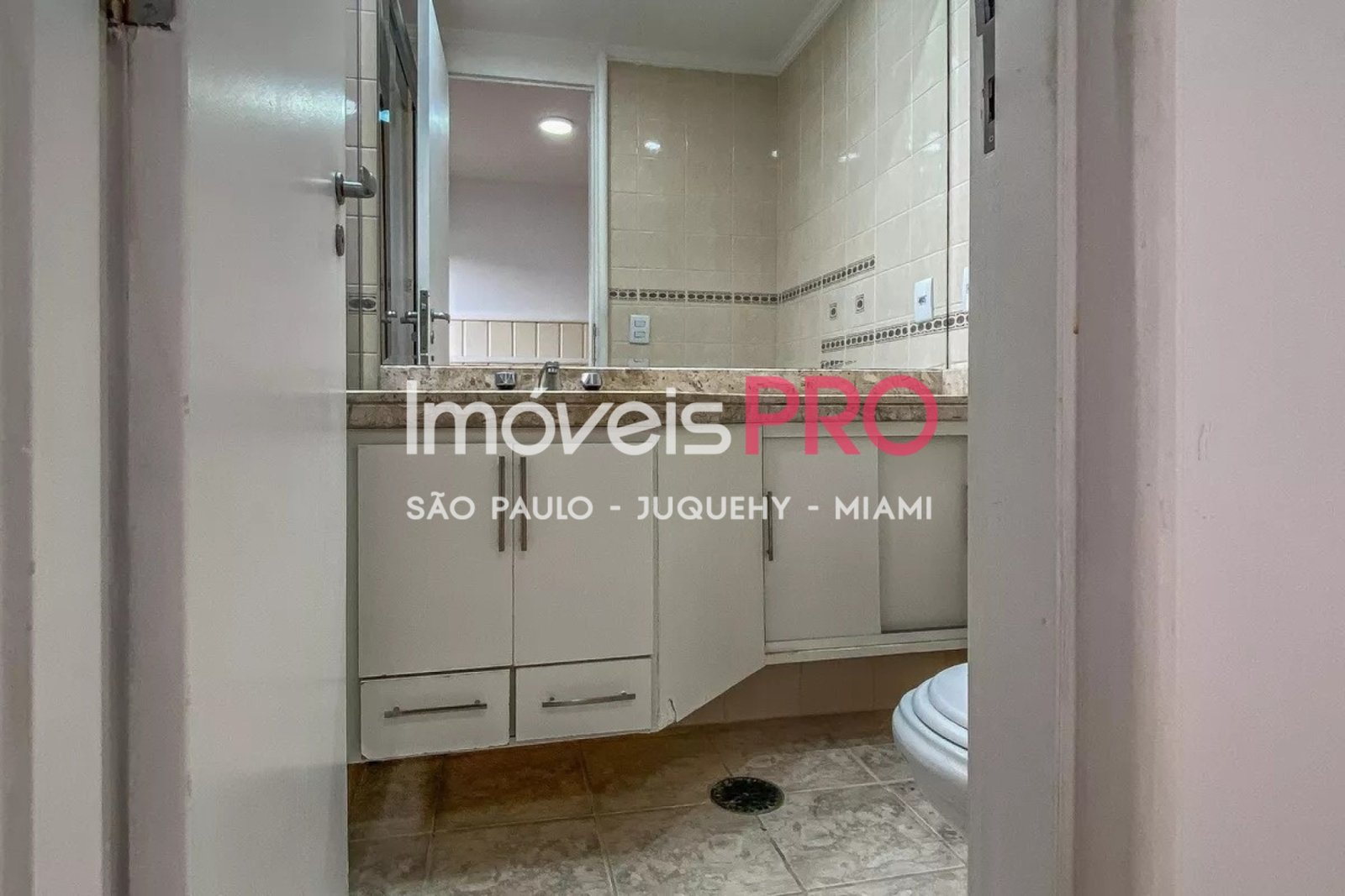 Foto :: https://assets.imoveispro.com.br/thumb/IP35879/apartamento-aluguel-moema-passaros_IP35879_11_1920x1080.jpg?