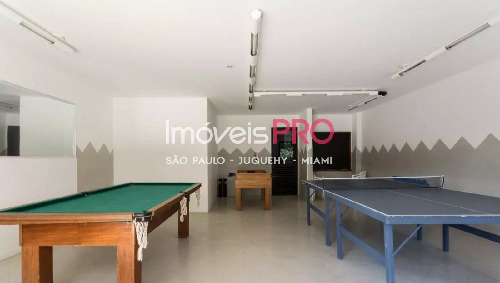 Foto :: https://assets.imoveispro.com.br/thumb/IP35879/apartamento-aluguel-moema-passaros_IP35879_29_1920x1080.jpg?