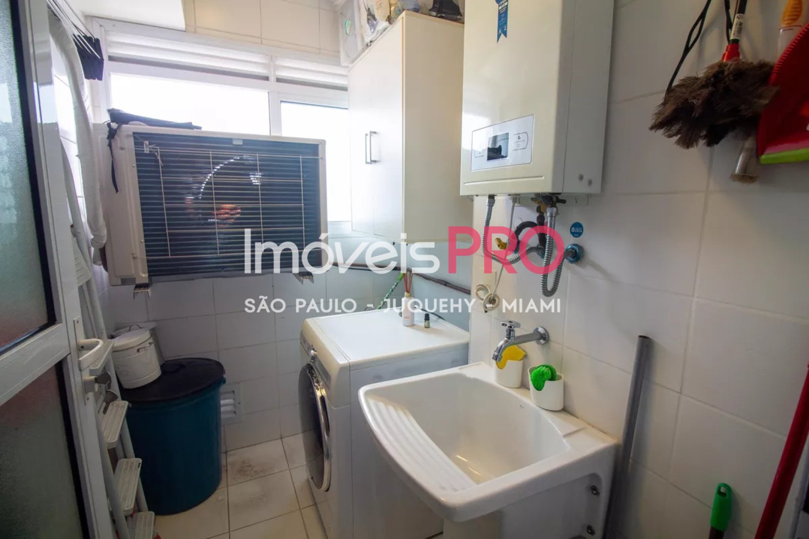 Foto :: https://assets.imoveispro.com.br/thumb/IP35880/apartamento-venda-campo-belo_IP35880_23_1920x1080.jpg?