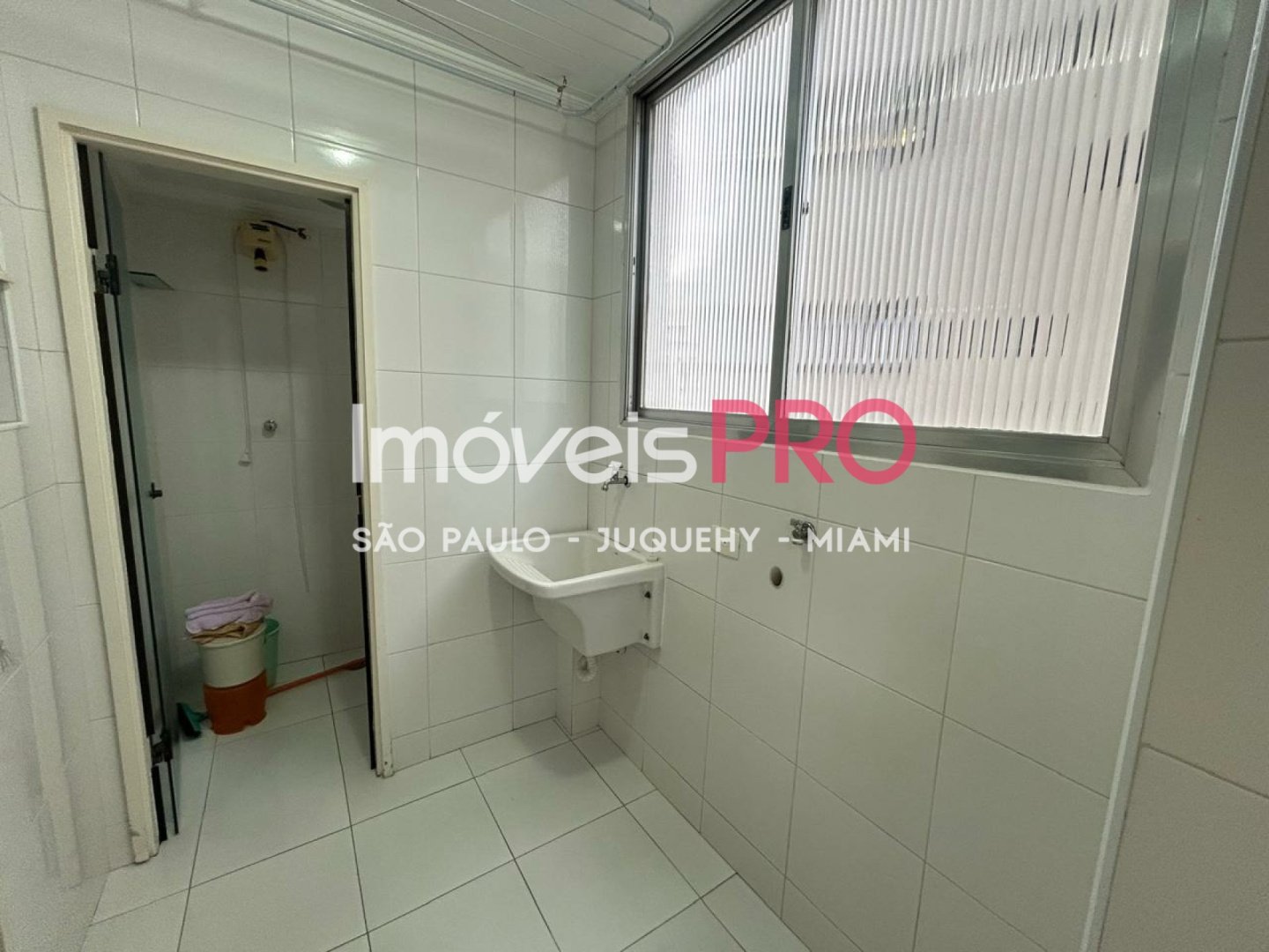 Foto :: https://assets.imoveispro.com.br/thumb/IP35884/apartamento-venda-moema-passaros_IP35884_11_1920x1080.jpg?