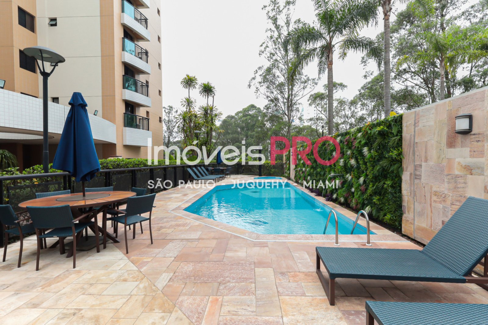 Foto :: https://assets.imoveispro.com.br/thumb/IP35886/apartamento-aluguel-panamby_IP35886_41_1920x1080.jpg?