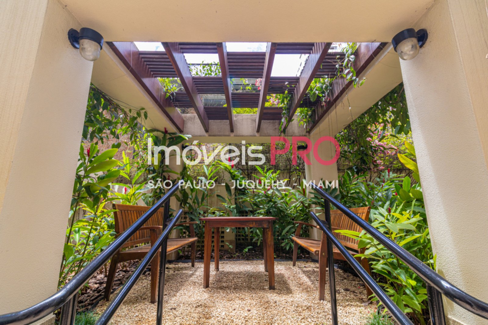 Foto :: https://assets.imoveispro.com.br/thumb/IP35934/apartamento-aluguel-cerqueira-cesar_IP35934_29_1920x1080.jpg?