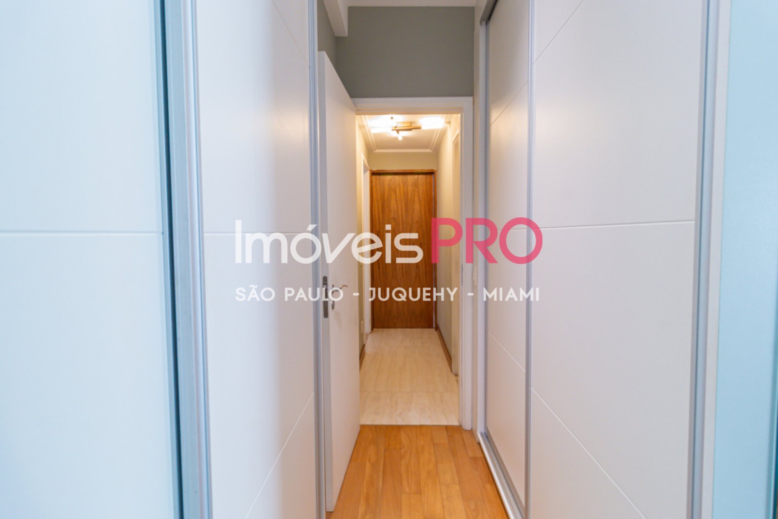 Foto :: https://assets.imoveispro.com.br/thumb/IP35993/apartamento-venda-campo-belo_IP35993_41_1920x1080.jpg?