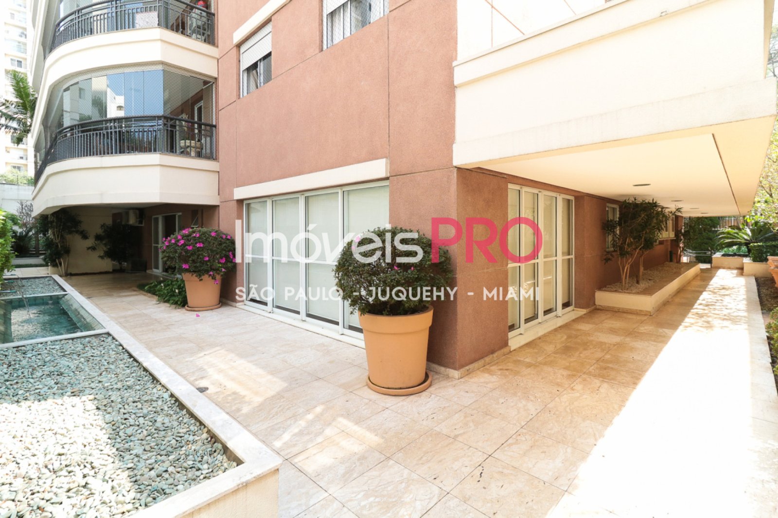 Foto :: https://assets.imoveispro.com.br/thumb/IP35993/apartamento-venda-campo-belo_IP35993_59_1920x1080.jpg?