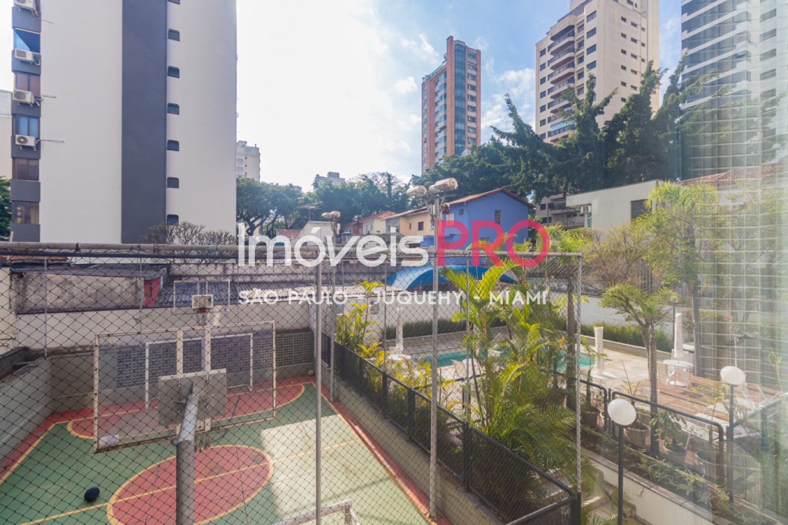 Foto :: IP36146