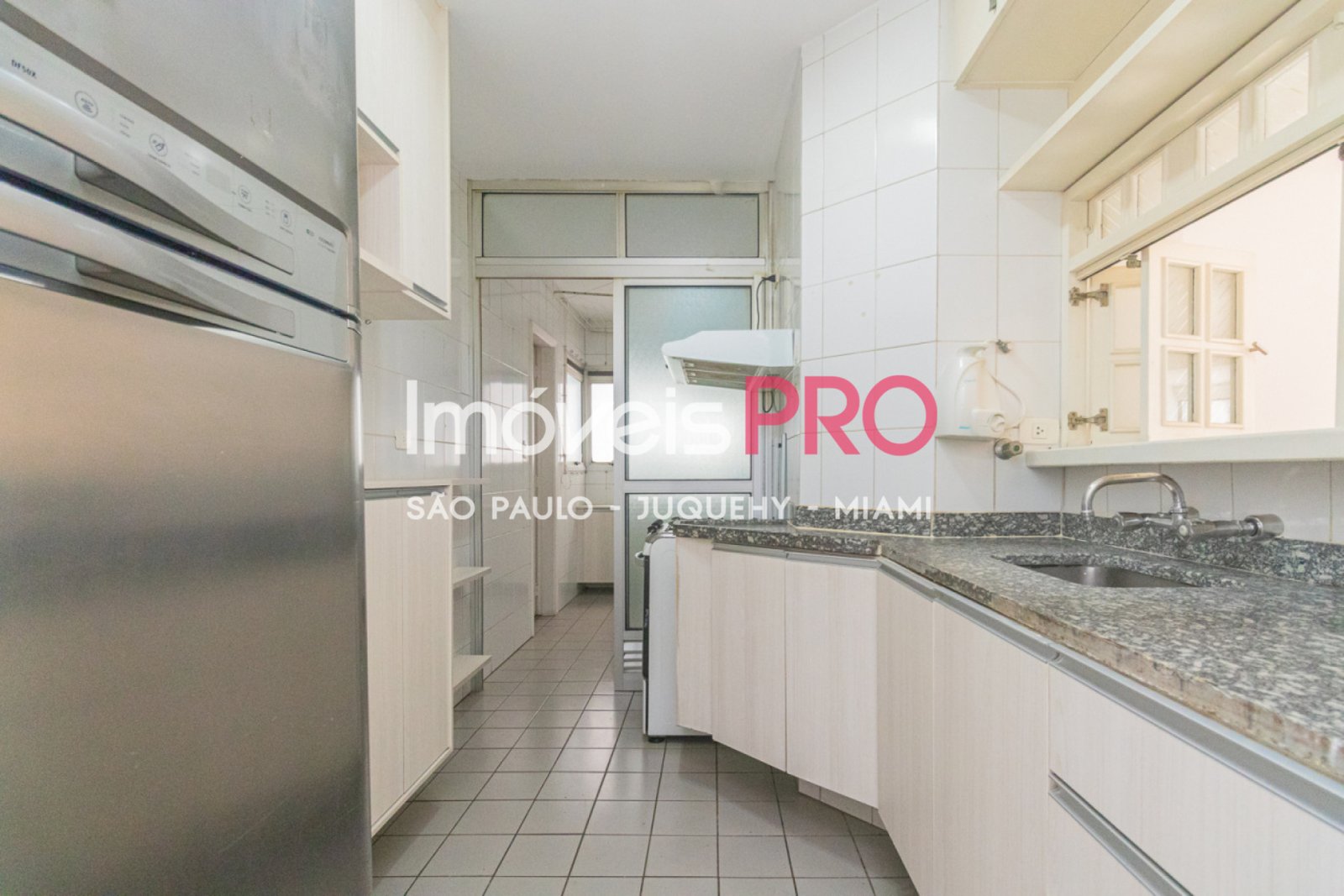 Foto :: https://assets.imoveispro.com.br/thumb/IP36146/apartamento-venda-moema_IP36146_35_1920x1080.jpg?