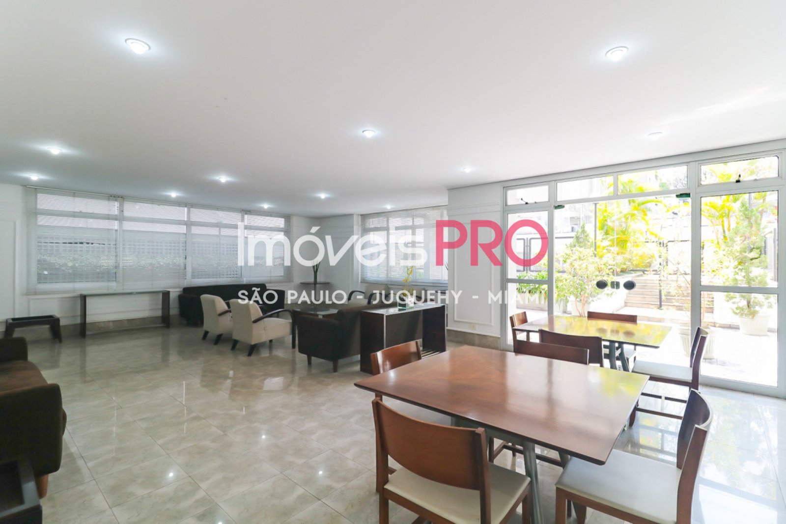 Foto :: https://assets.imoveispro.com.br/thumb/IP36146/apartamento-venda-moema_IP36146_41_1920x1080.jpg?