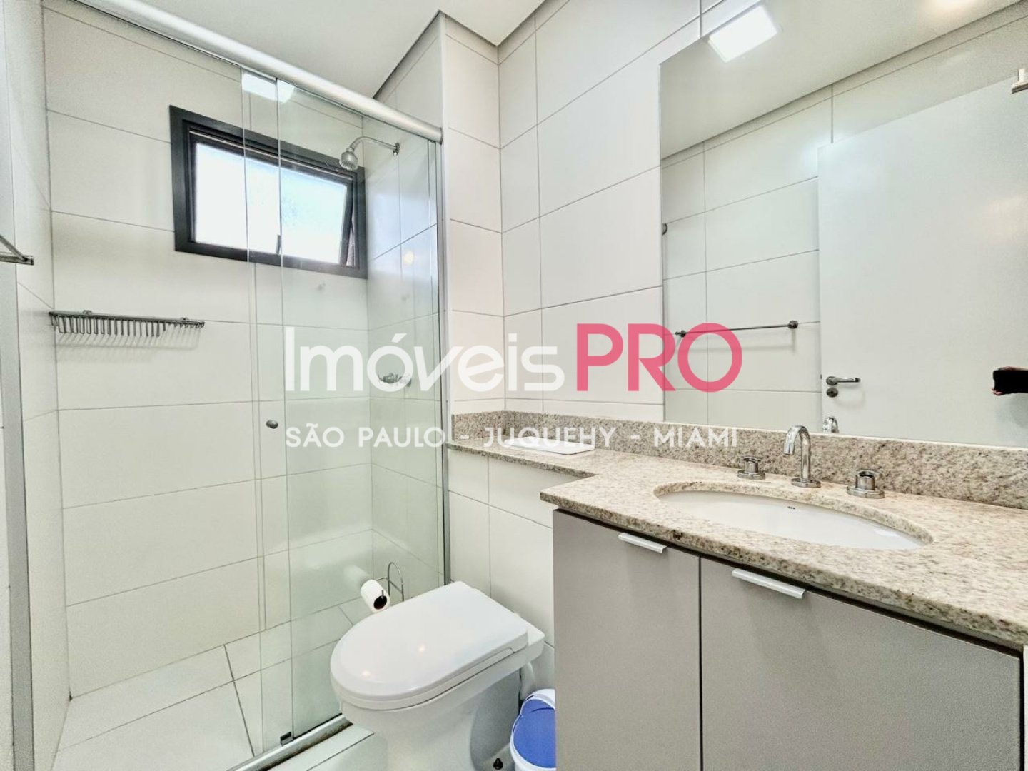 Foto :: https://assets.imoveispro.com.br/thumb/IP36187/apartamento-venda-moema_IP36187_11_1920x1080.jpg?