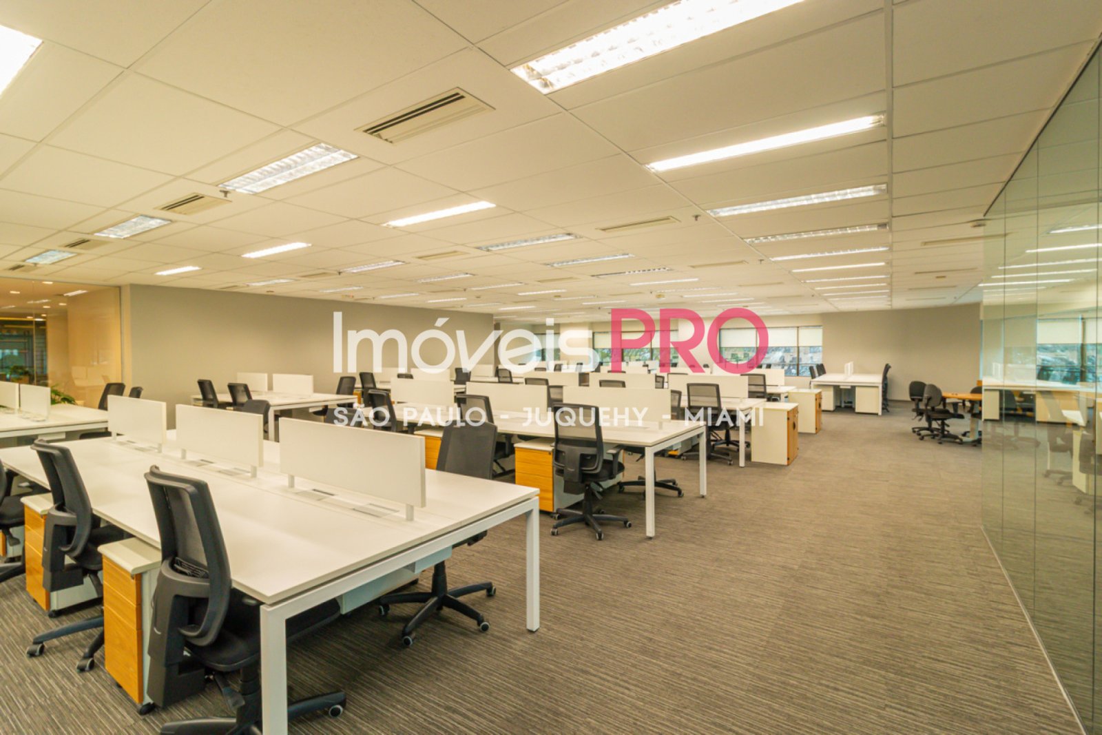 Foto :: https://assets.imoveispro.com.br/thumb/IP36291/laje-aluguel-brooklin_IP36291_29_1920x1080.jpg?