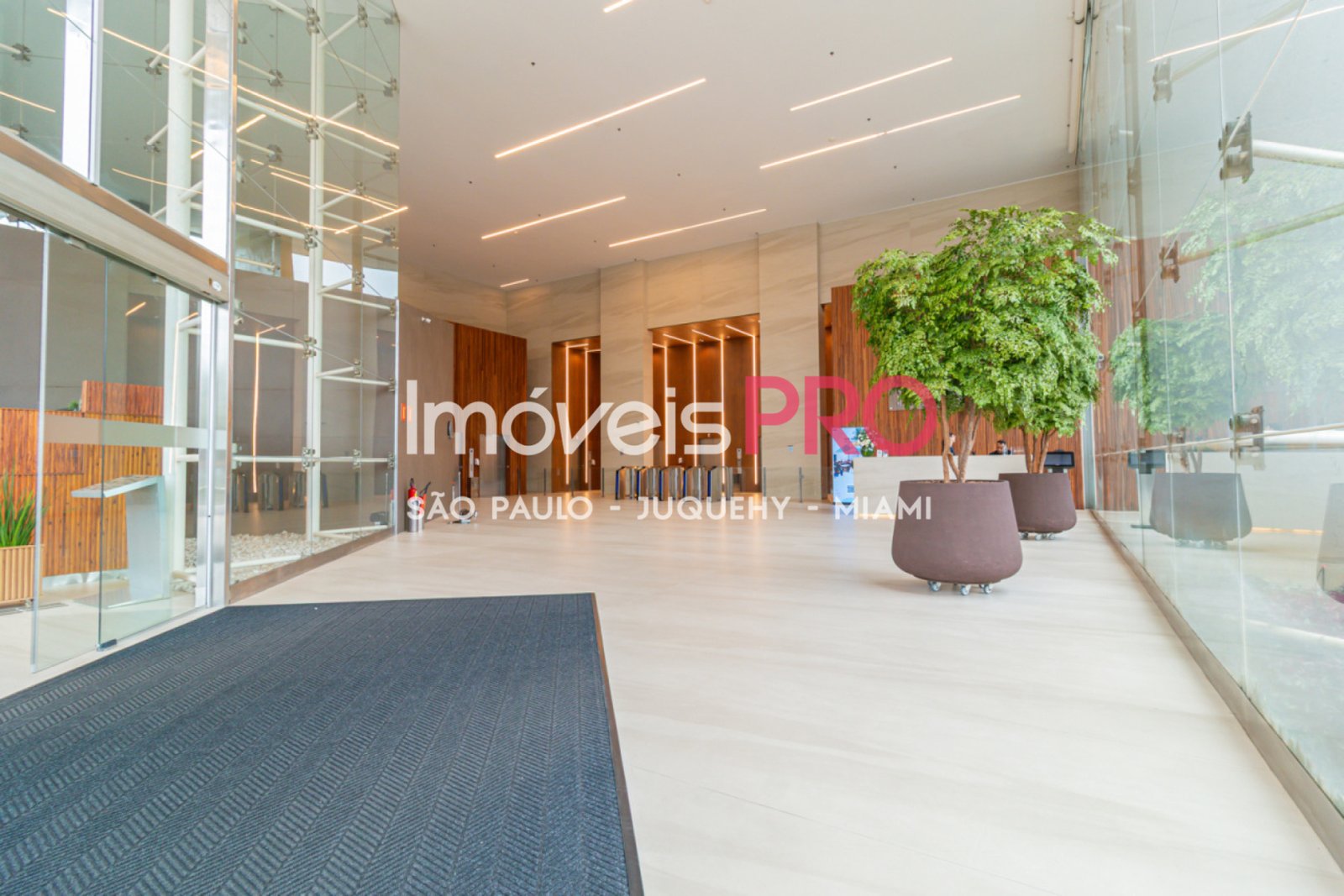 Foto :: https://assets.imoveispro.com.br/thumb/IP36291/laje-aluguel-brooklin_IP36291_47_1920x1080.jpg?