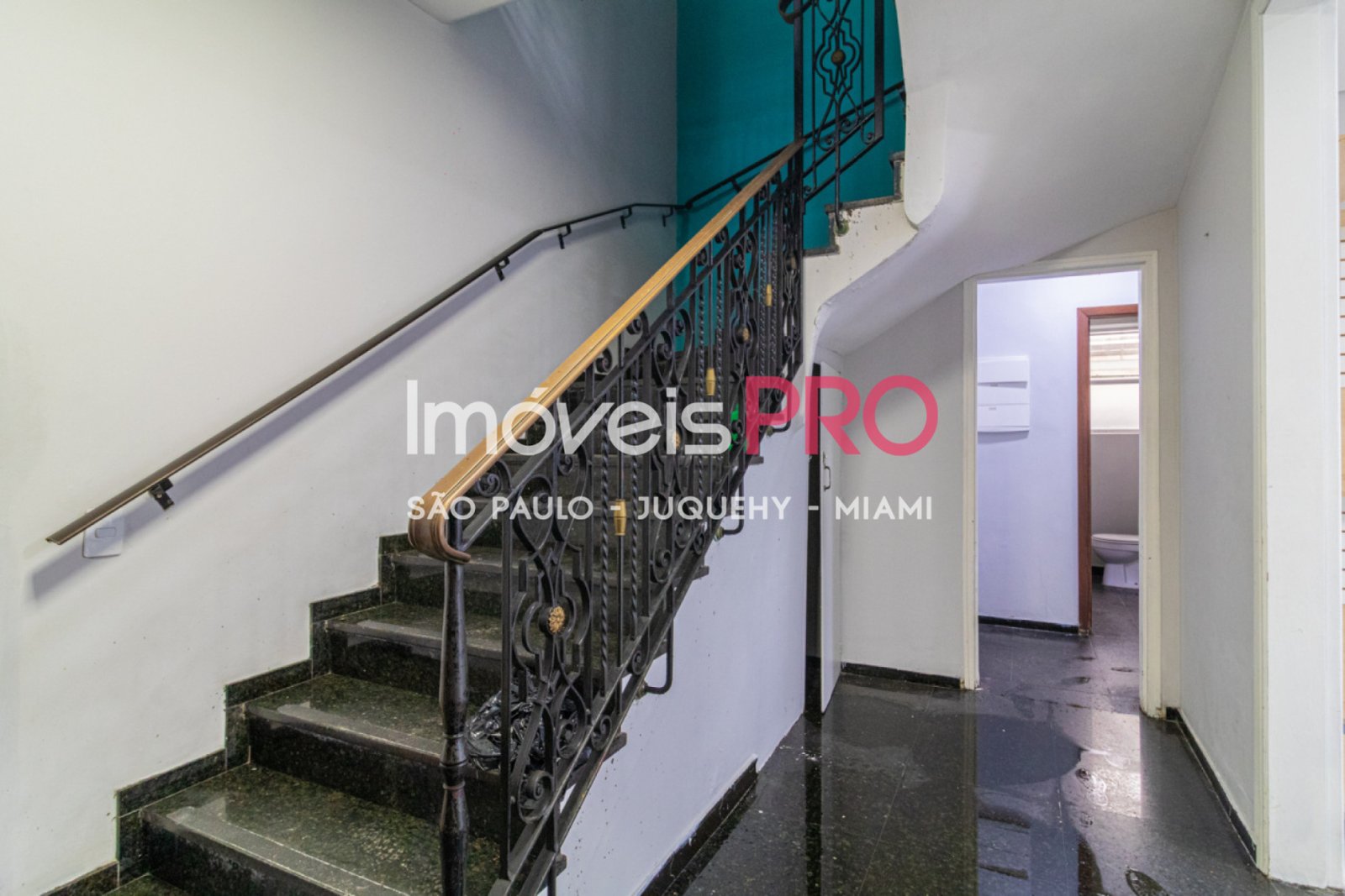 Foto :: https://assets.imoveispro.com.br/thumb/IP36316/loja-aluguel-moema_IP36316_29_1920x1080.jpg?