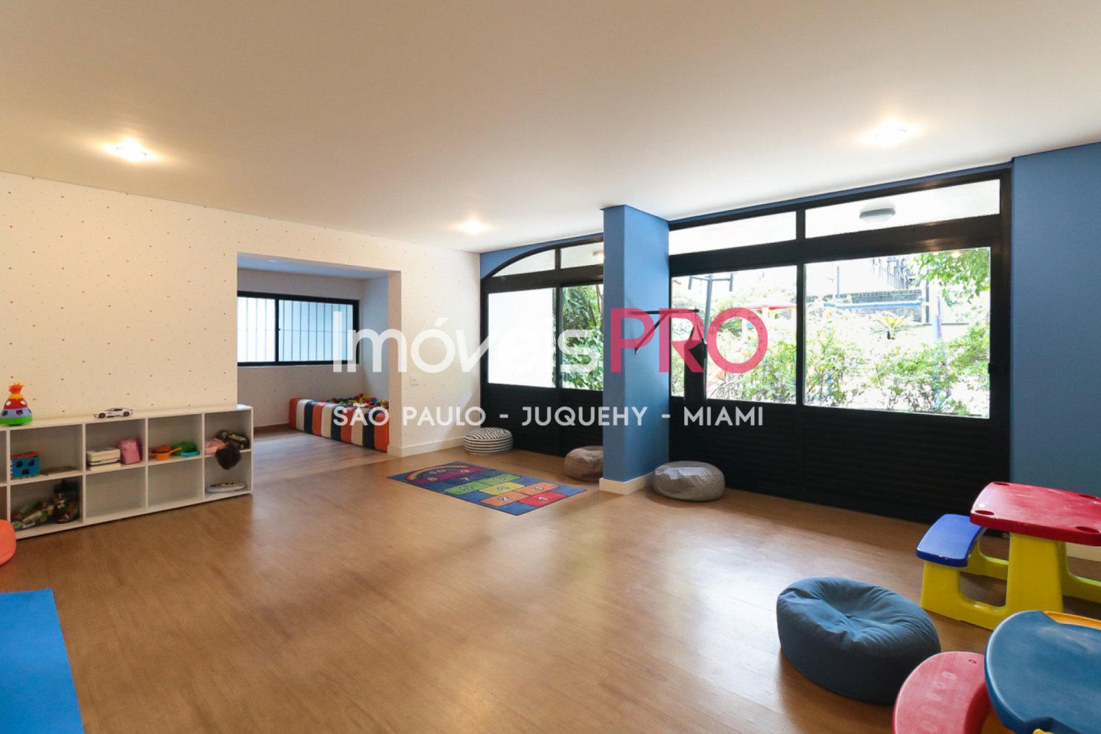 Foto :: https://assets.imoveispro.com.br/thumb/IP36339/cobertura-venda-itaim-bibi_IP36339_41_1920x1080.jpg?