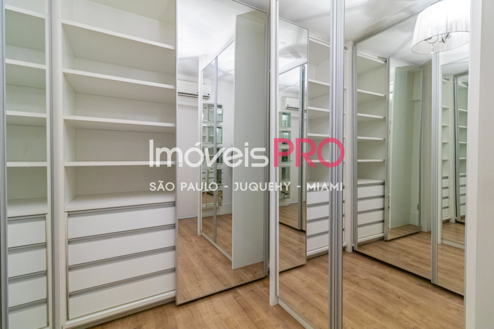 Foto :: https://assets.imoveispro.com.br/thumb/IP36343/apartamento-venda-vila-olimpia_IP36343_23_1920x1080.jpg?