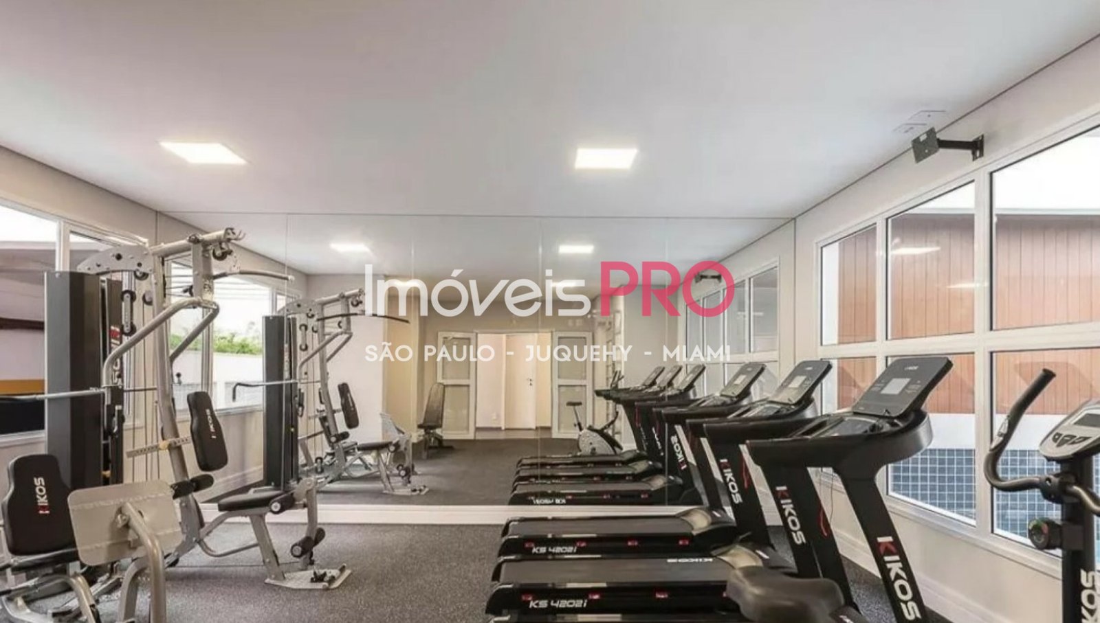 Foto :: https://assets.imoveispro.com.br/thumb/IP36364/apartamento-venda-moema_IP36364_23_1920x1080.jpg?