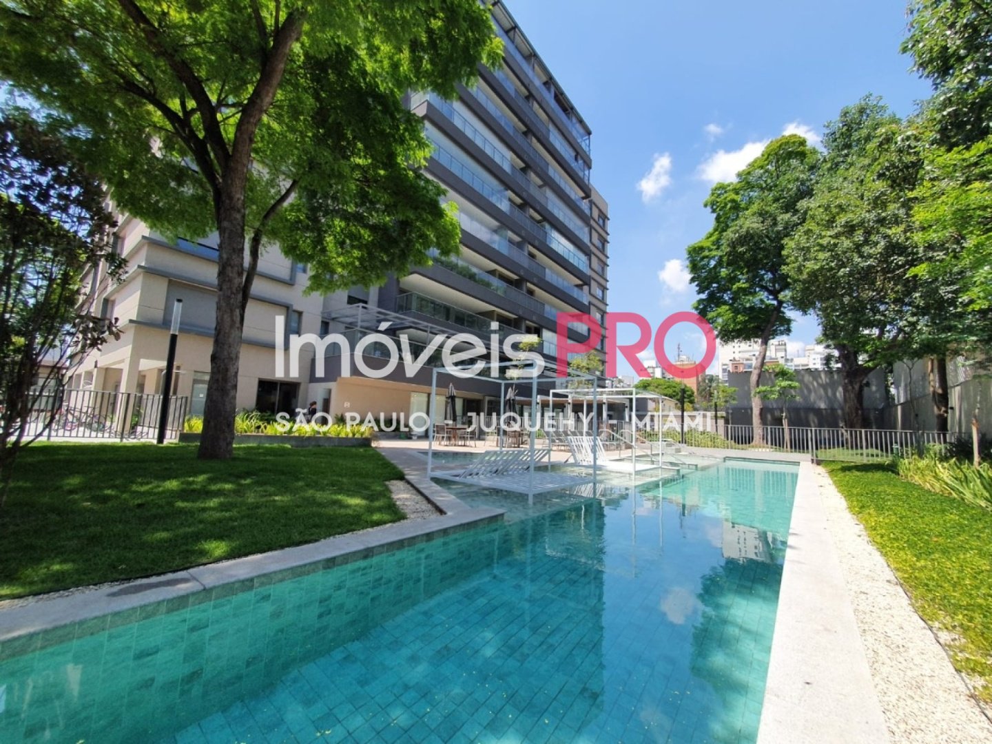 Foto :: https://assets.imoveispro.com.br/thumb/IP36373/apartamento-venda-campo-belo_IP36373_47_1920x1080.jpg?