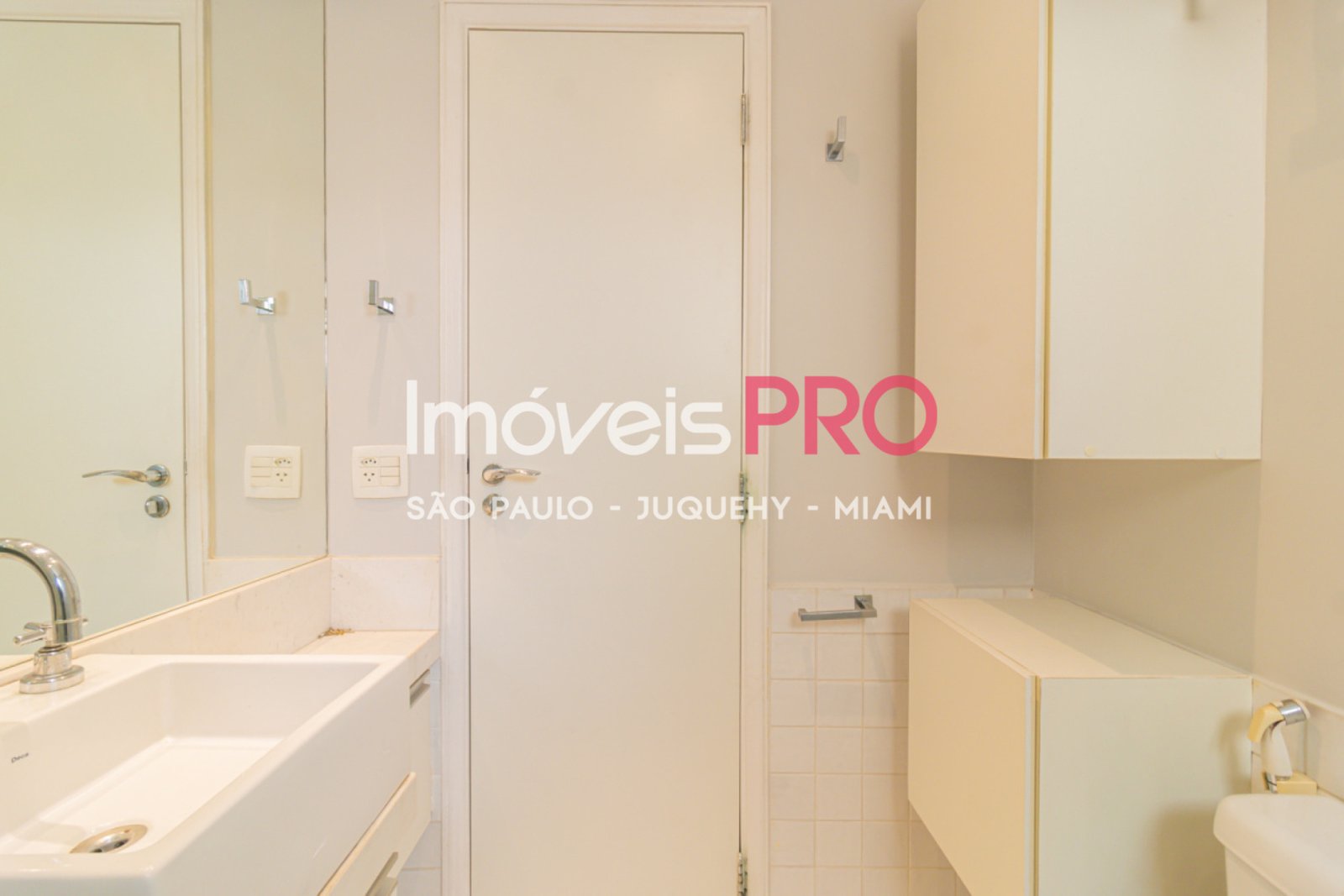 Foto :: https://assets.imoveispro.com.br/thumb/IP36410/apartamento-aluguel-moema-passaros_IP36410_23_1920x1080.jpg?