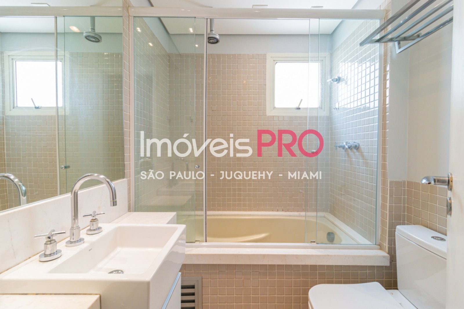 Foto :: https://assets.imoveispro.com.br/thumb/IP36410/apartamento-aluguel-moema-passaros_IP36410_29_1920x1080.jpg?