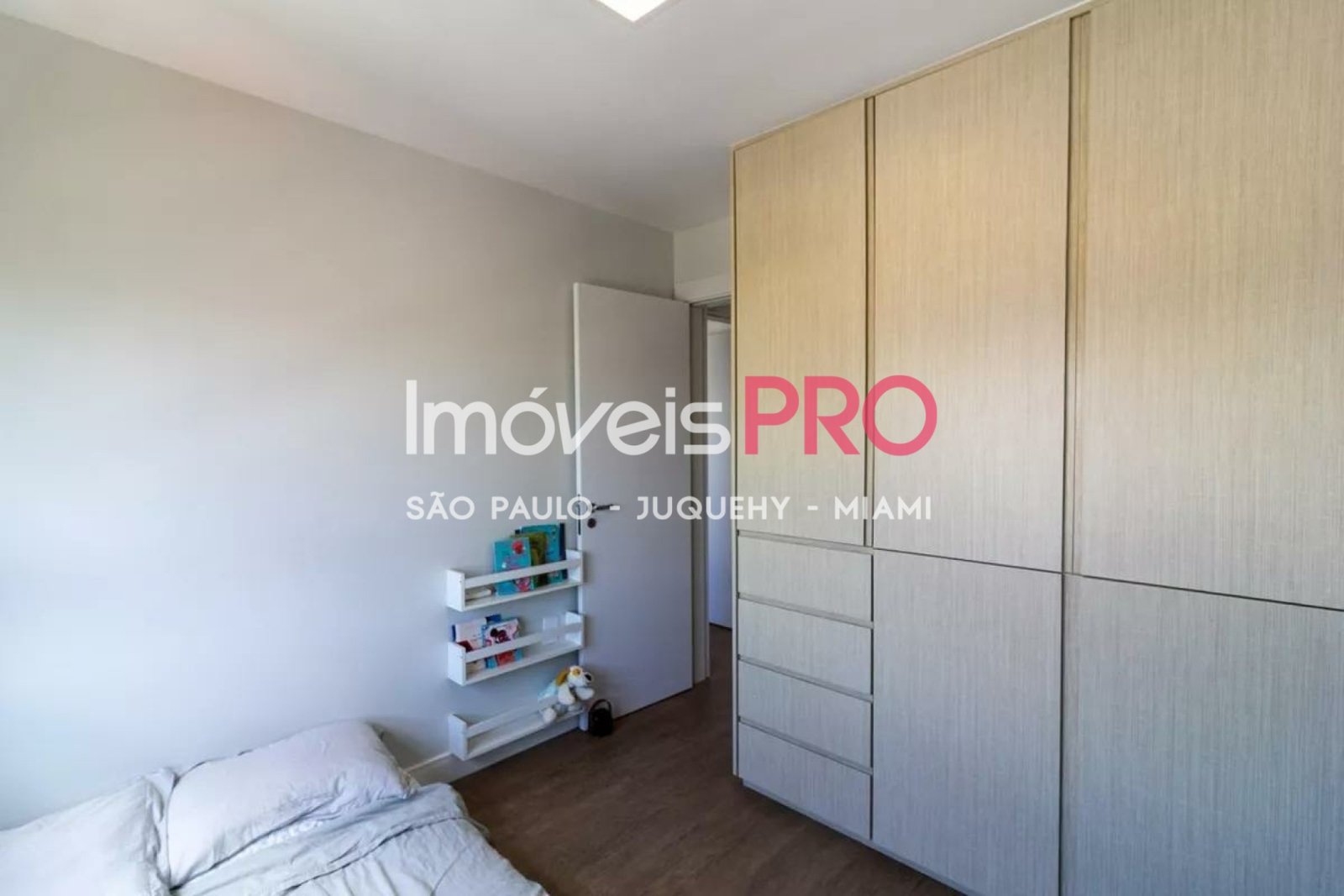 Foto :: https://assets.imoveispro.com.br/thumb/IP36568/apartamento-venda-campo-belo_IP36568_29_1920x1080.jpg?