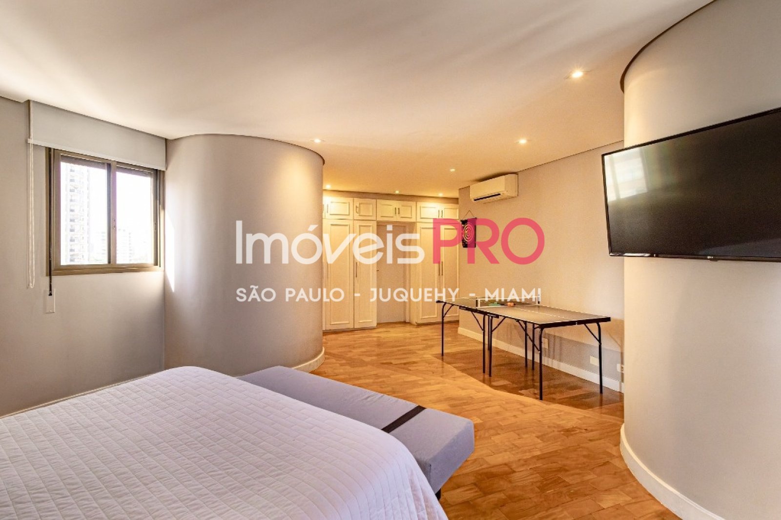 Foto :: https://assets.imoveispro.com.br/thumb/IP36592/apartamento-venda-moema-indios_IP36592_11_1920x1080.jpg?