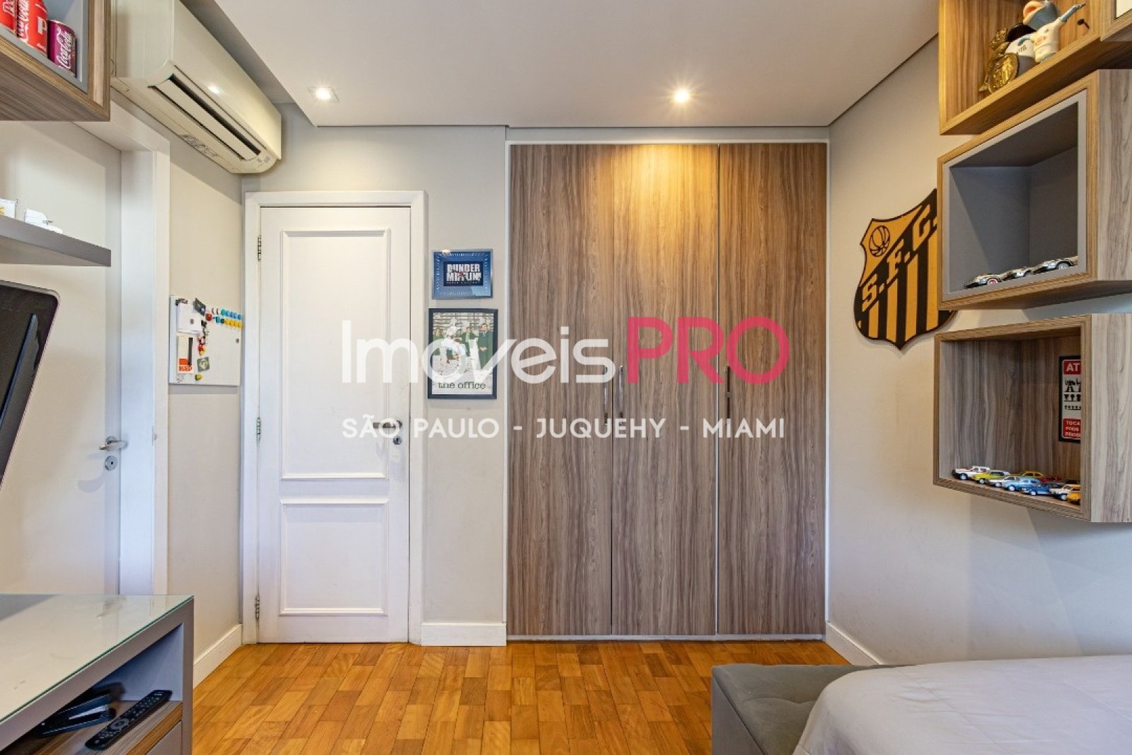 Foto :: https://assets.imoveispro.com.br/thumb/IP36592/apartamento-venda-moema-indios_IP36592_17_1920x1080.jpg?