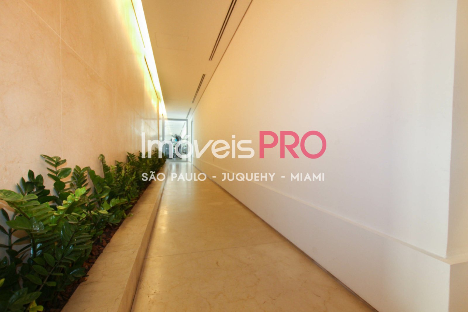 Foto :: https://assets.imoveispro.com.br/thumb/IP36620/apartamento-venda-vila-nova-conceicao_IP36620_17_1920x1080.jpg?