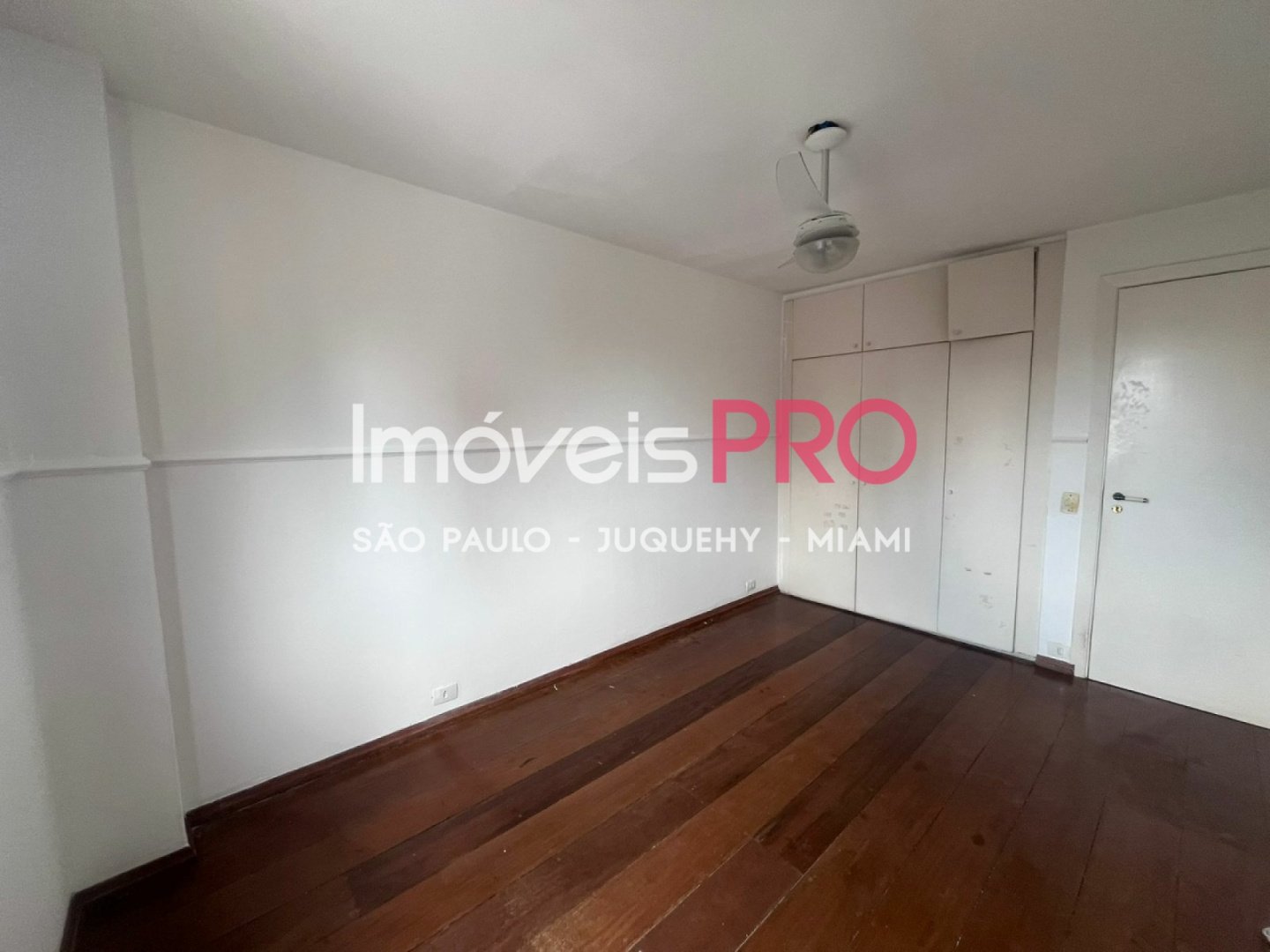 Foto :: https://assets.imoveispro.com.br/thumb/IP36631/apartamento-aluguel-moema-indios_IP36631_17_1920x1080.jpg?