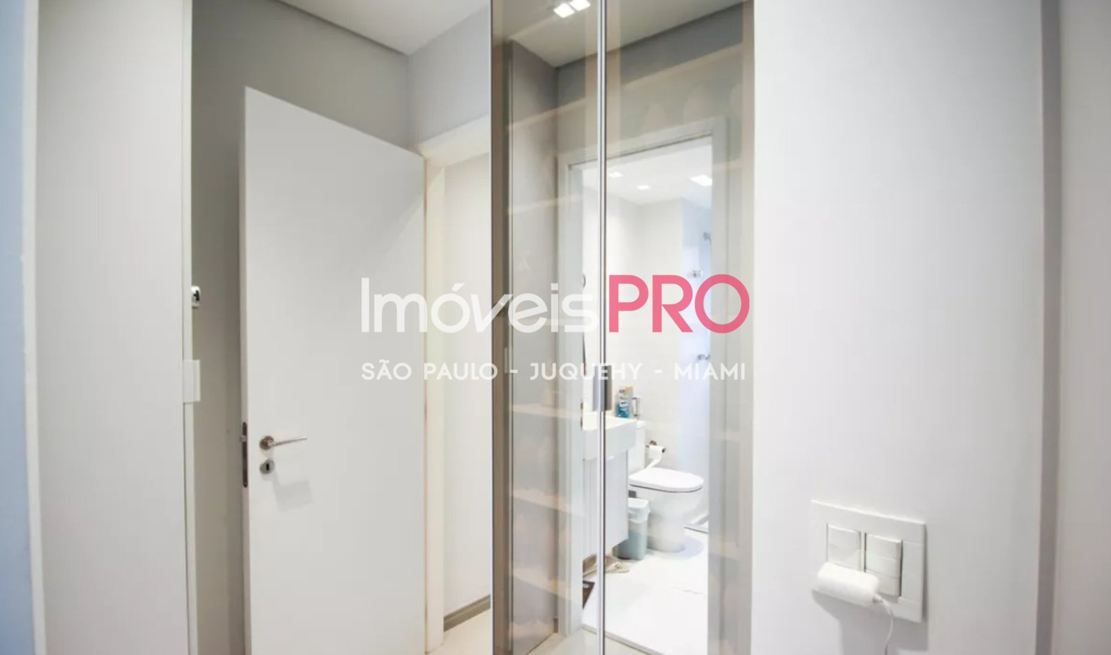 Foto :: https://assets.imoveispro.com.br/thumb/IP36640/apartamento-venda-moema-passaros_IP36640_11_1920x1080.jpg?