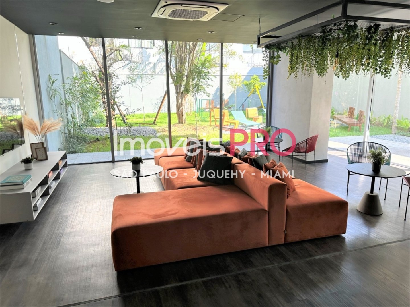 Foto :: https://assets.imoveispro.com.br/thumb/IP36642/apartamento-aluguel-moema_IP36642_23_1920x1080.jpg?