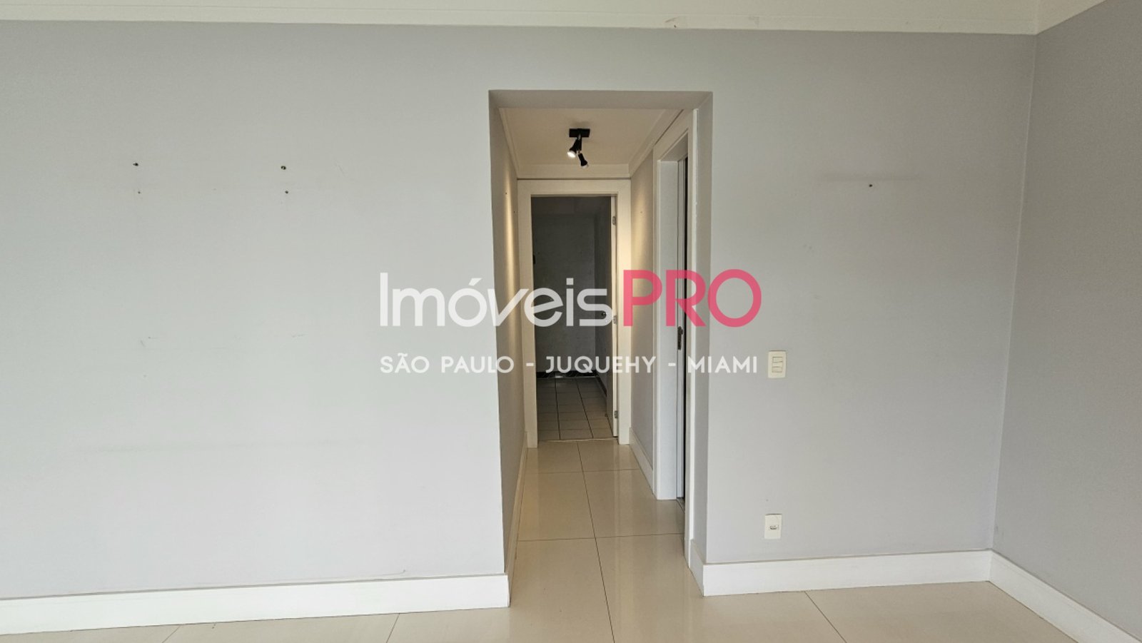 Foto :: https://assets.imoveispro.com.br/thumb/IP36643/apartamento-venda-granja-julieta_IP36643_17_1920x1080.jpg?
