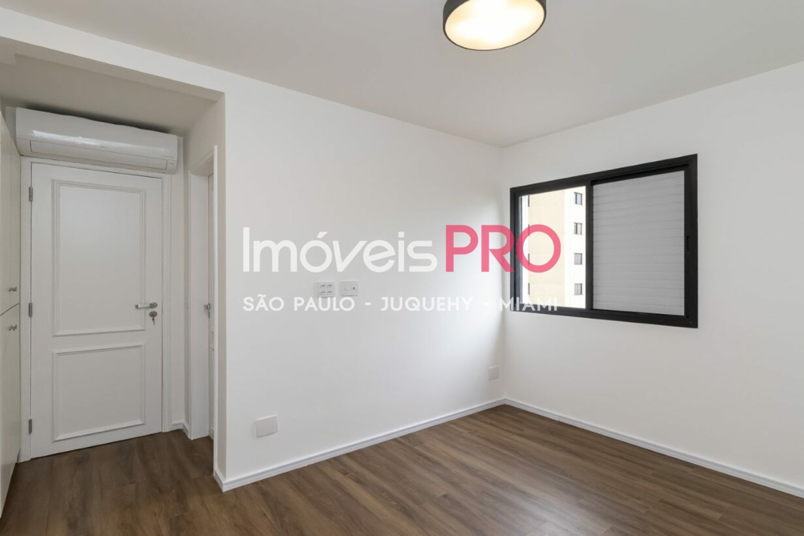 Foto :: https://assets.imoveispro.com.br/thumb/IP36654/apartamento-venda-vila-olimpia_IP36654_23_1920x1080.jpg?