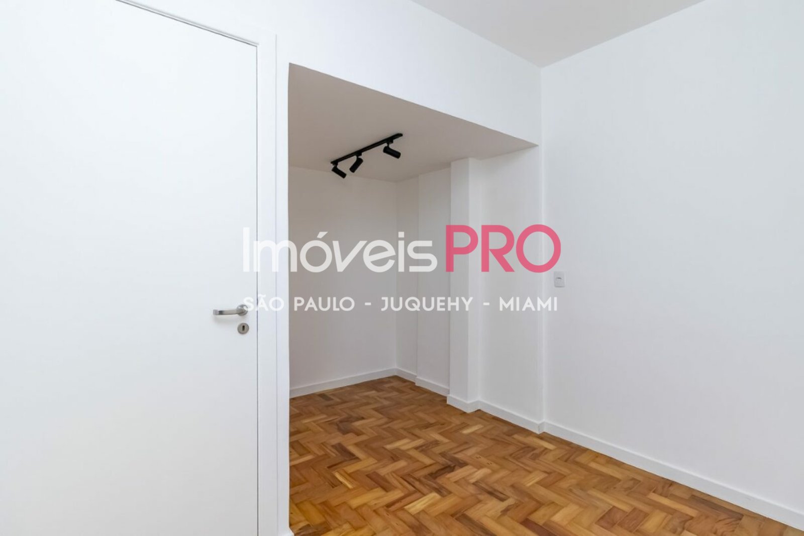 Foto :: https://assets.imoveispro.com.br/thumb/IP36658/apartamento-venda-jardim-paulista_IP36658_35_1920x1080.jpg?