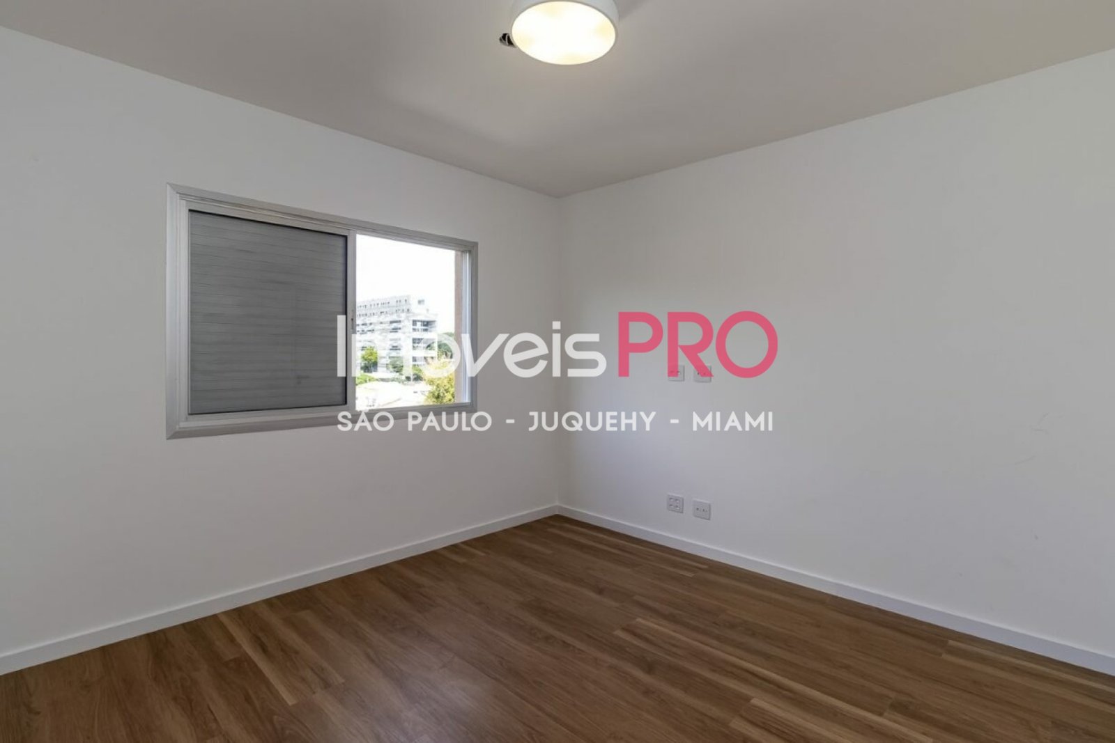 Foto :: https://assets.imoveispro.com.br/thumb/IP36660/apartamento-venda-vila-madalena_IP36660_17_1920x1080.jpg?