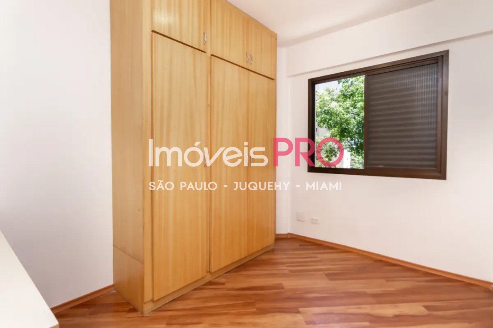 Foto :: https://assets.imoveispro.com.br/thumb/IP36669/apartamento-venda-moema-indios_IP36669_17_1920x1080.jpg?