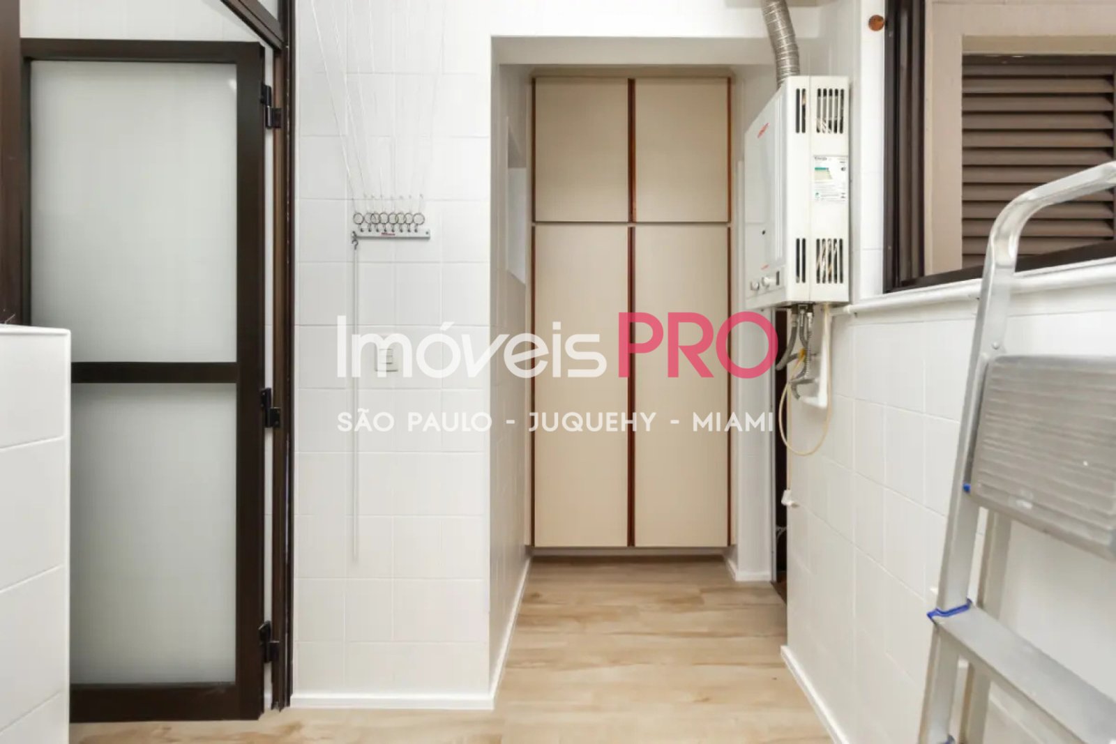 Foto :: https://assets.imoveispro.com.br/thumb/IP36669/apartamento-venda-moema-indios_IP36669_23_1920x1080.jpg?