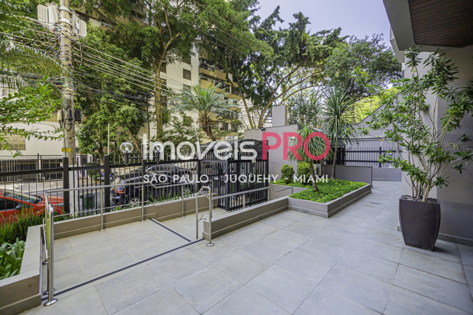 Foto :: https://assets.imoveispro.com.br/thumb/IP36669/apartamento-venda-moema-indios_IP36669_29_1920x1080.jpg?