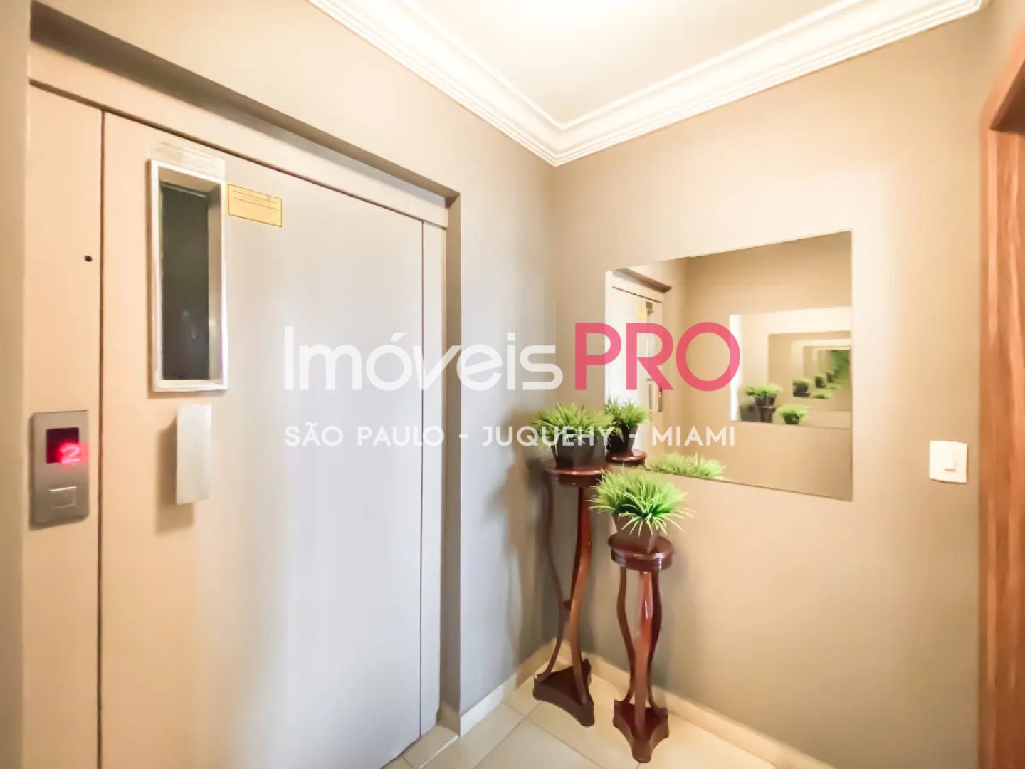 Foto :: https://assets.imoveispro.com.br/thumb/IP36670/apartamento-venda-moema-indios_IP36670_11_1920x1080.jpg?