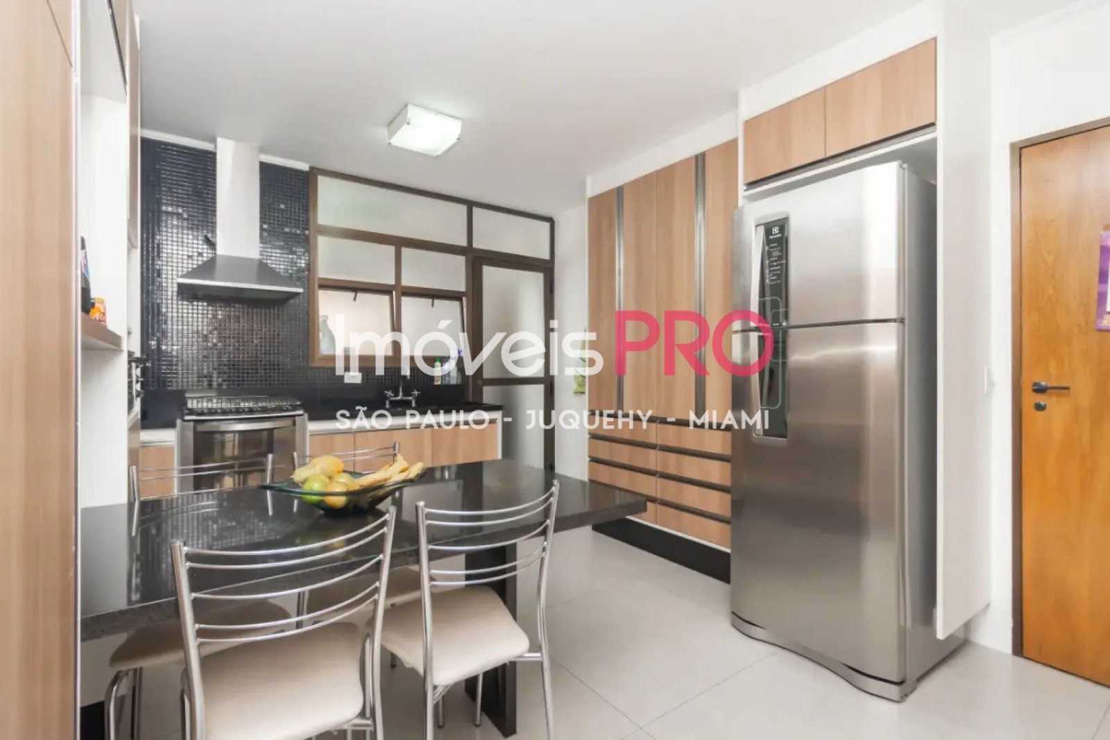 Foto :: https://assets.imoveispro.com.br/thumb/IP36670/apartamento-venda-moema-indios_IP36670_23_1920x1080.jpg?