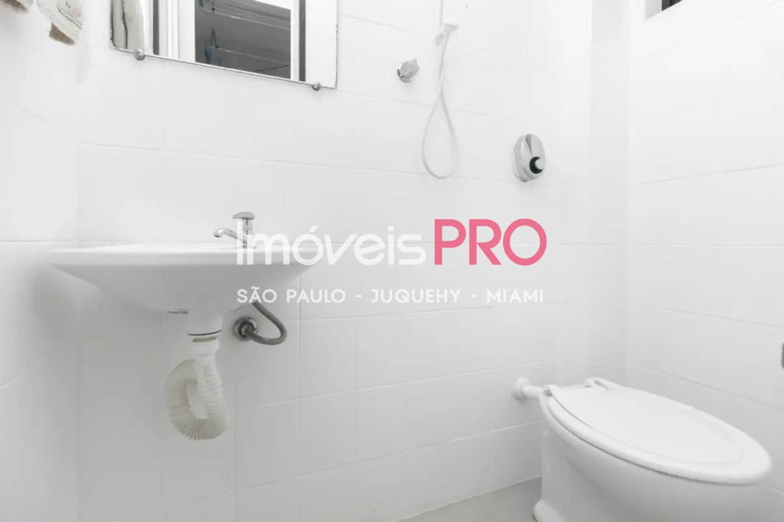 Foto :: https://assets.imoveispro.com.br/thumb/IP36670/apartamento-venda-moema-indios_IP36670_29_1920x1080.jpg?