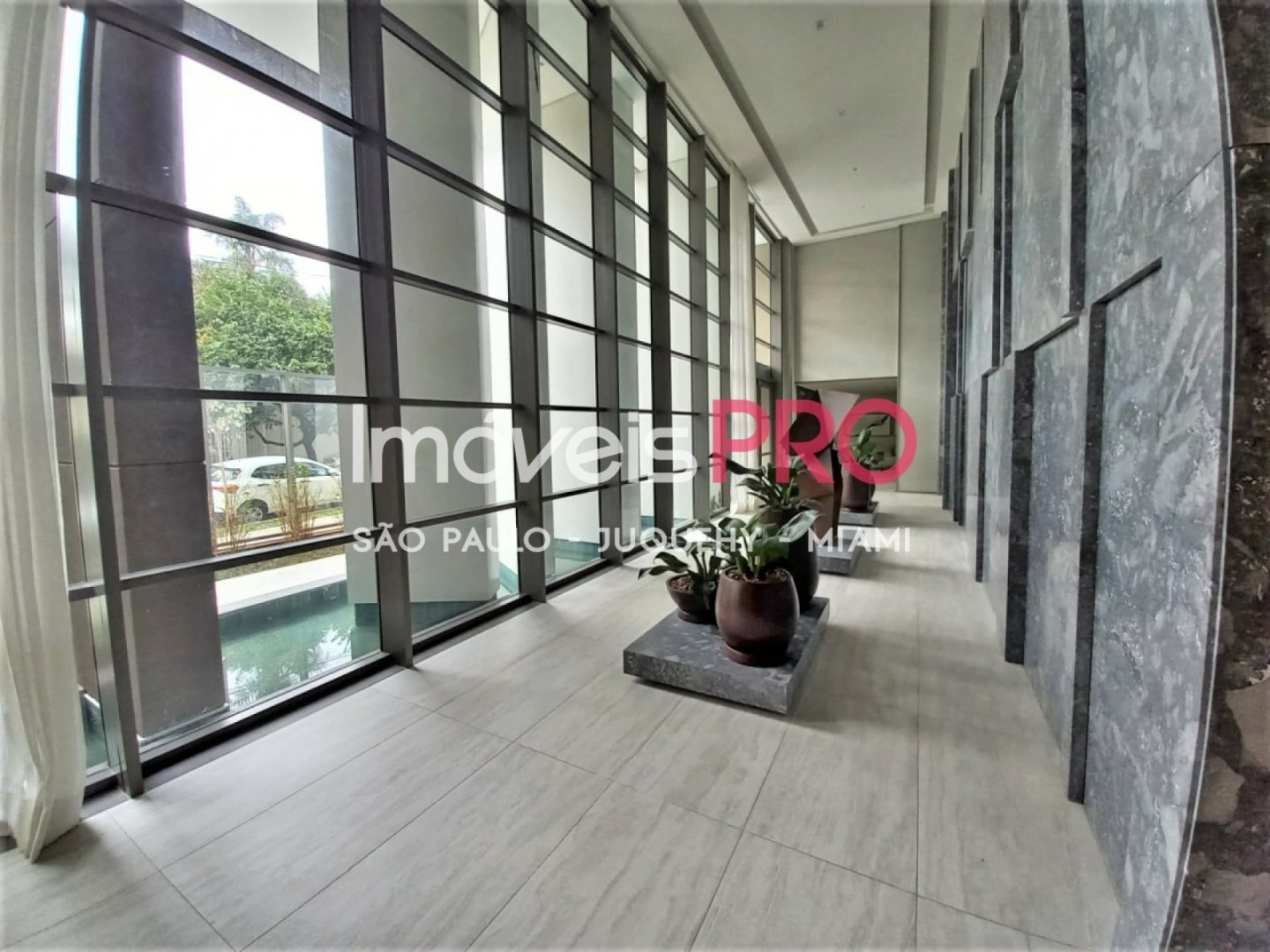 Foto :: https://assets.imoveispro.com.br/thumb/IP36672/studio-venda-campo-belo_IP36672_23_1920x1080.jpg?