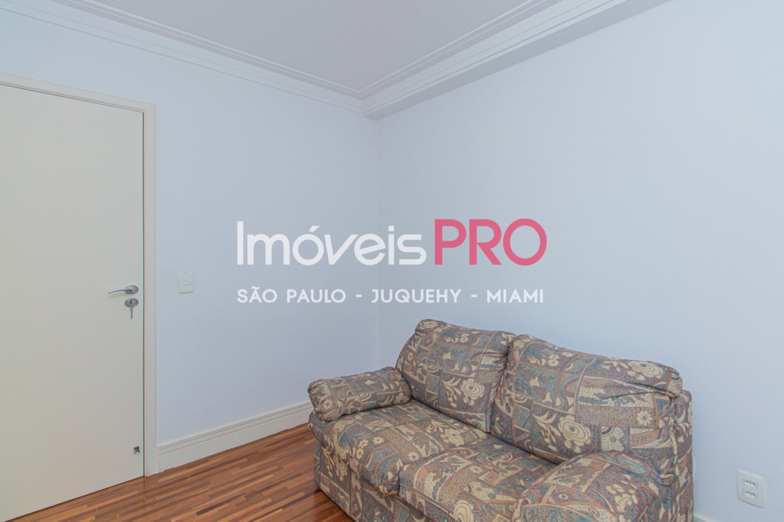 Foto :: https://assets.imoveispro.com.br/thumb/IP36686/apartamento-venda-campo-belo_IP36686_11_1920x1080.jpg?