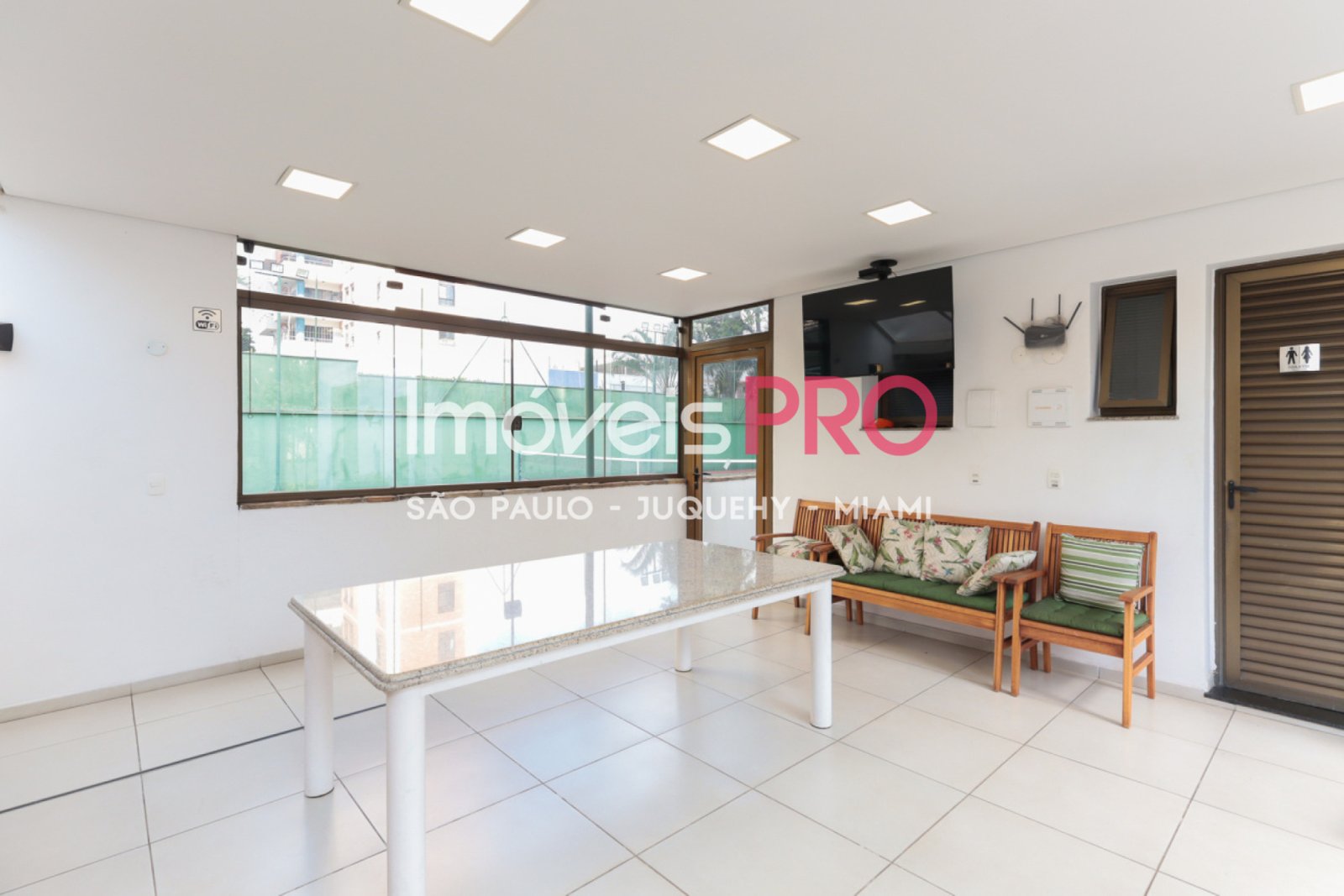 Foto :: https://assets.imoveispro.com.br/thumb/IP36693/apartamento-venda-campo-belo_IP36693_23_1920x1080.jpg?