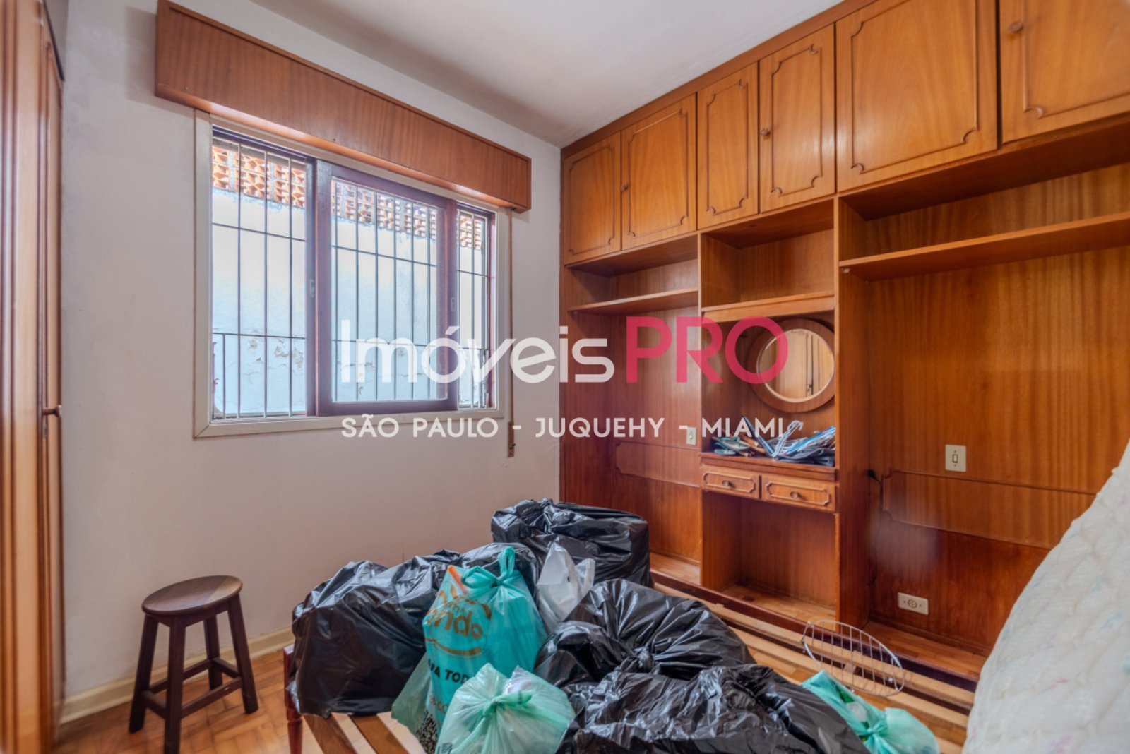 Foto :: https://assets.imoveispro.com.br/thumb/IP36699/casa-venda-planalto-paulista_IP36699_23_1920x1080.jpg?