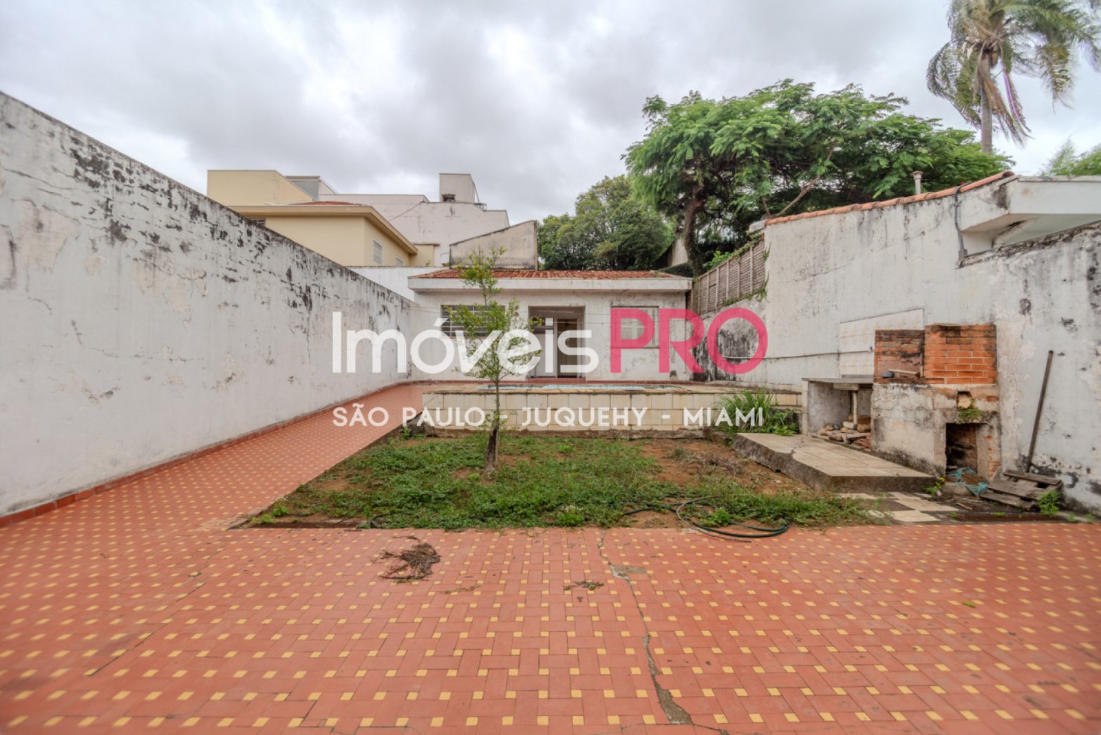 Foto :: https://assets.imoveispro.com.br/thumb/IP36699/casa-venda-planalto-paulista_IP36699_41_1920x1080.jpg?