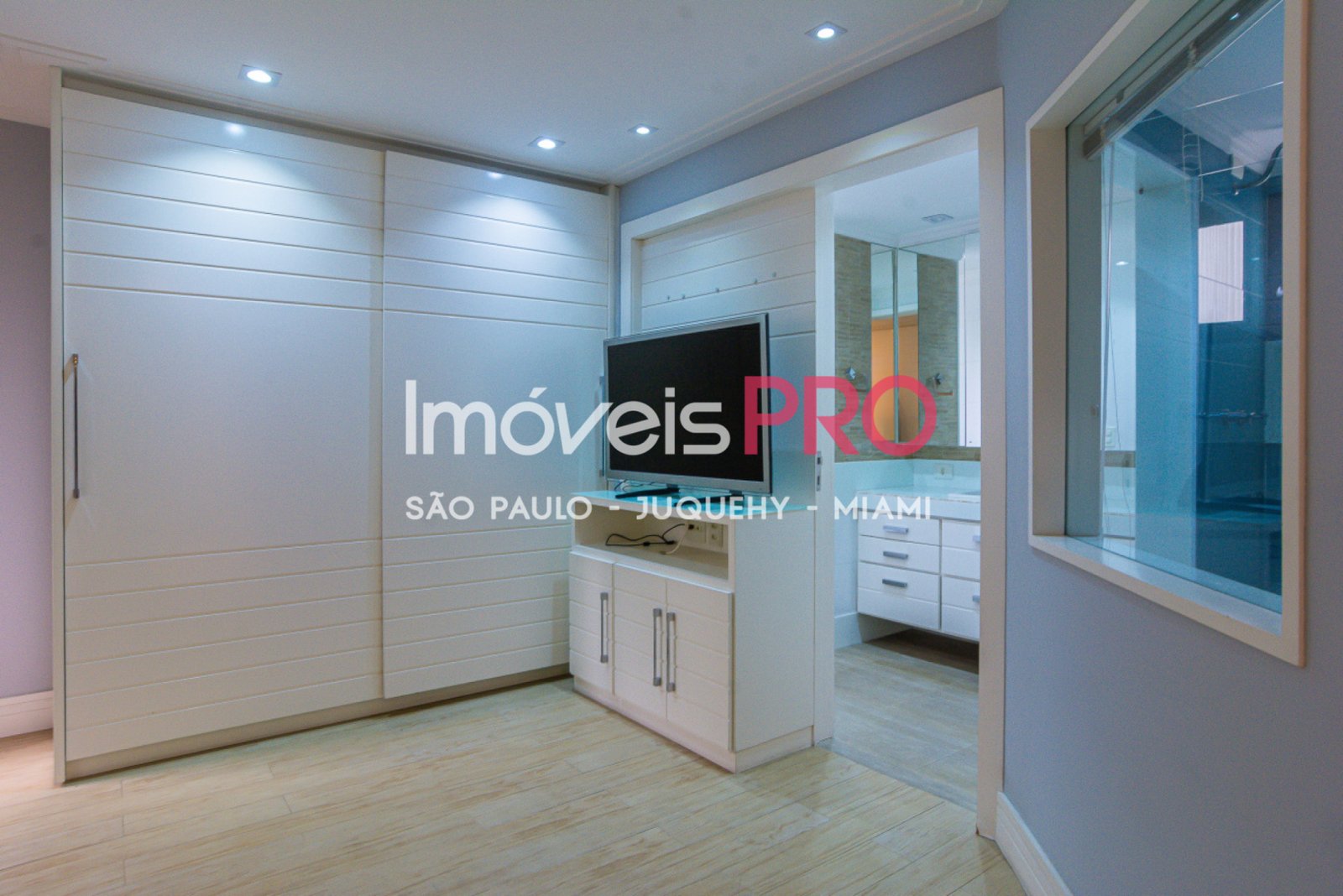 Foto :: https://assets.imoveispro.com.br/thumb/IP36700/apartamento-venda-granja-julieta_IP36700_11_1920x1080.jpg?